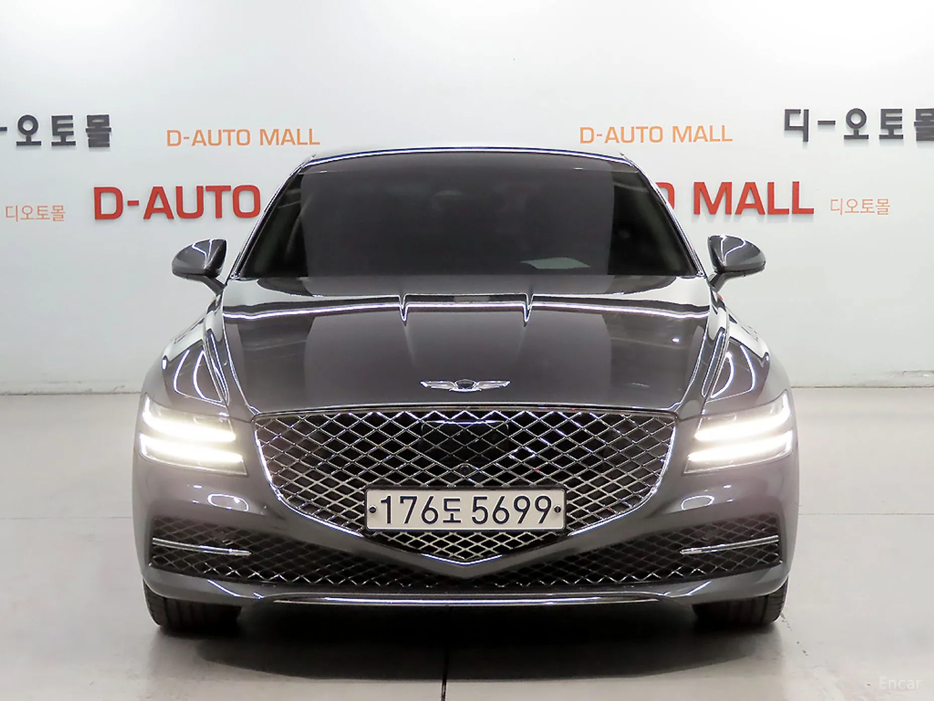 Genesis G80 (RG3) превью 3