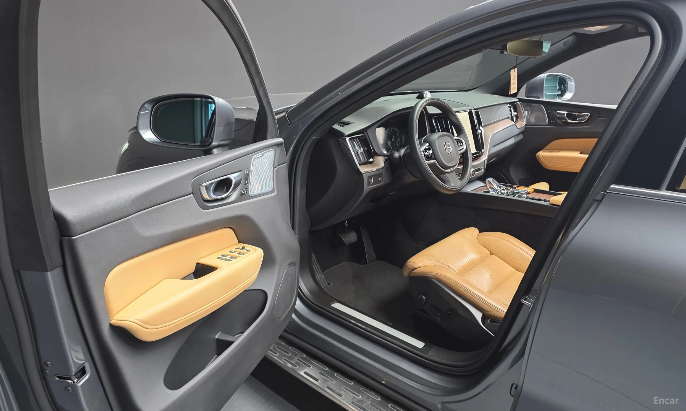 Volvo XC60 Gen 2 превью 10