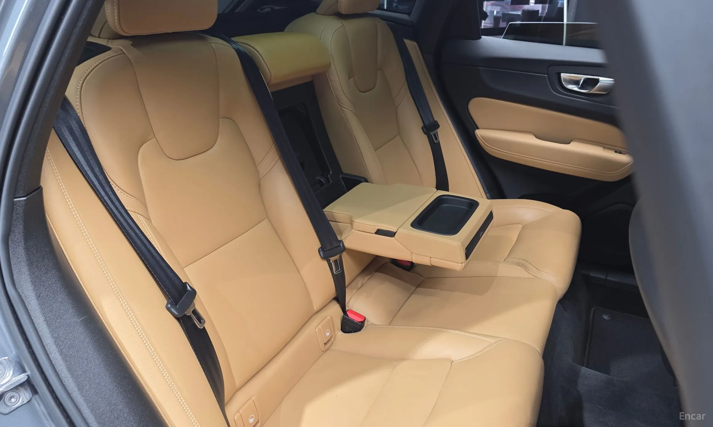 Volvo XC60 Gen 2 превью 12