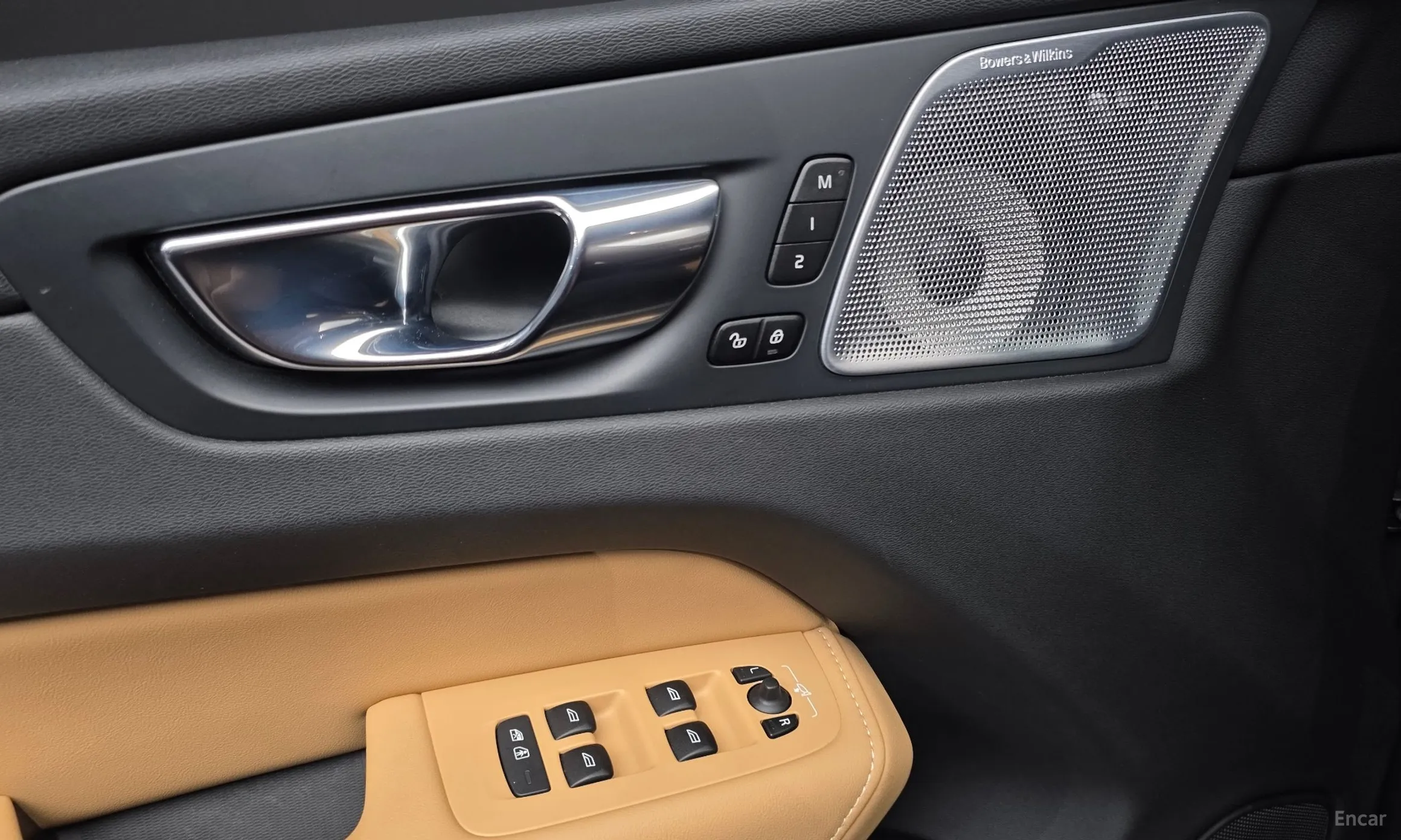 Volvo XC60 Gen 2 превью 20