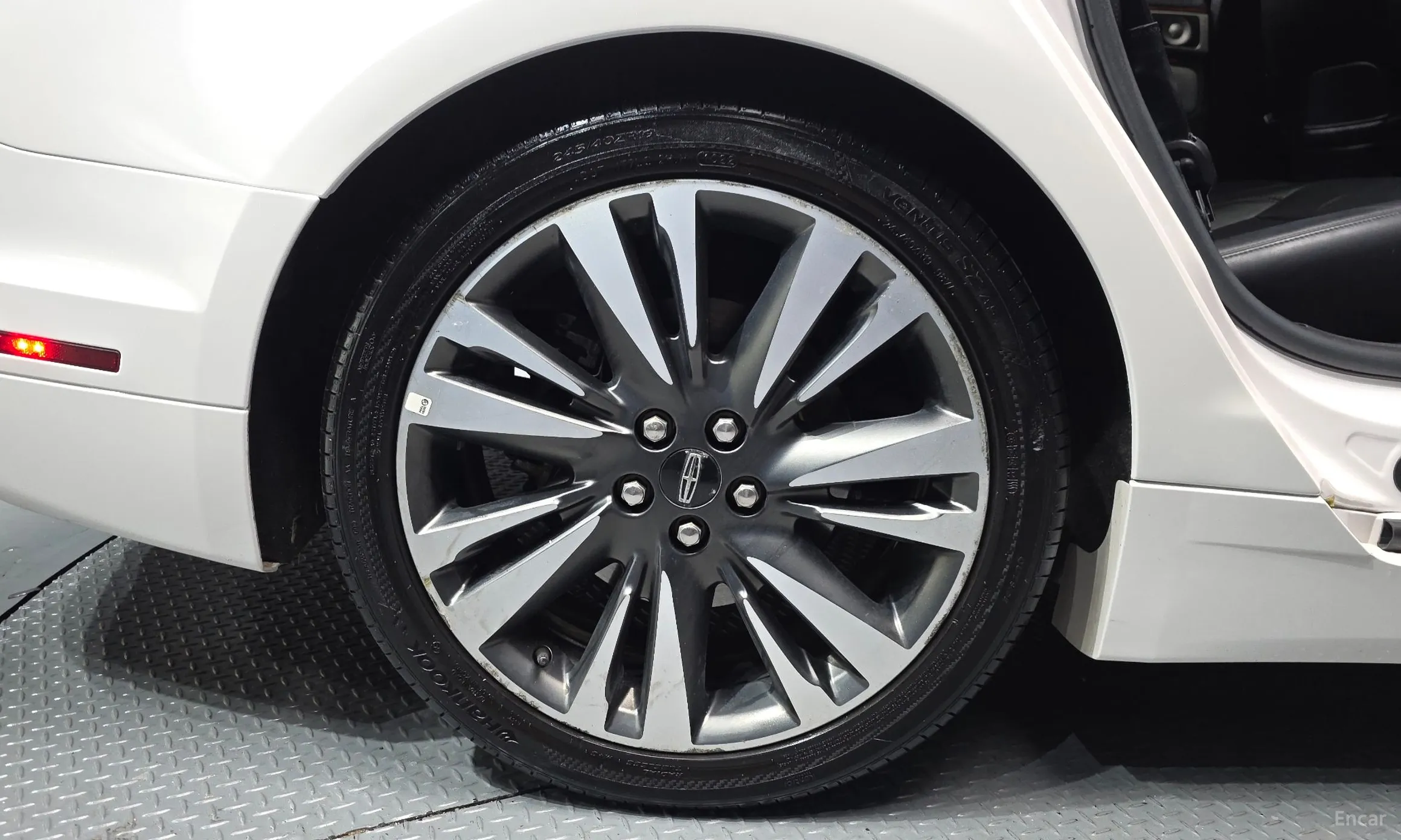 Lincoln New MKZ превью 5