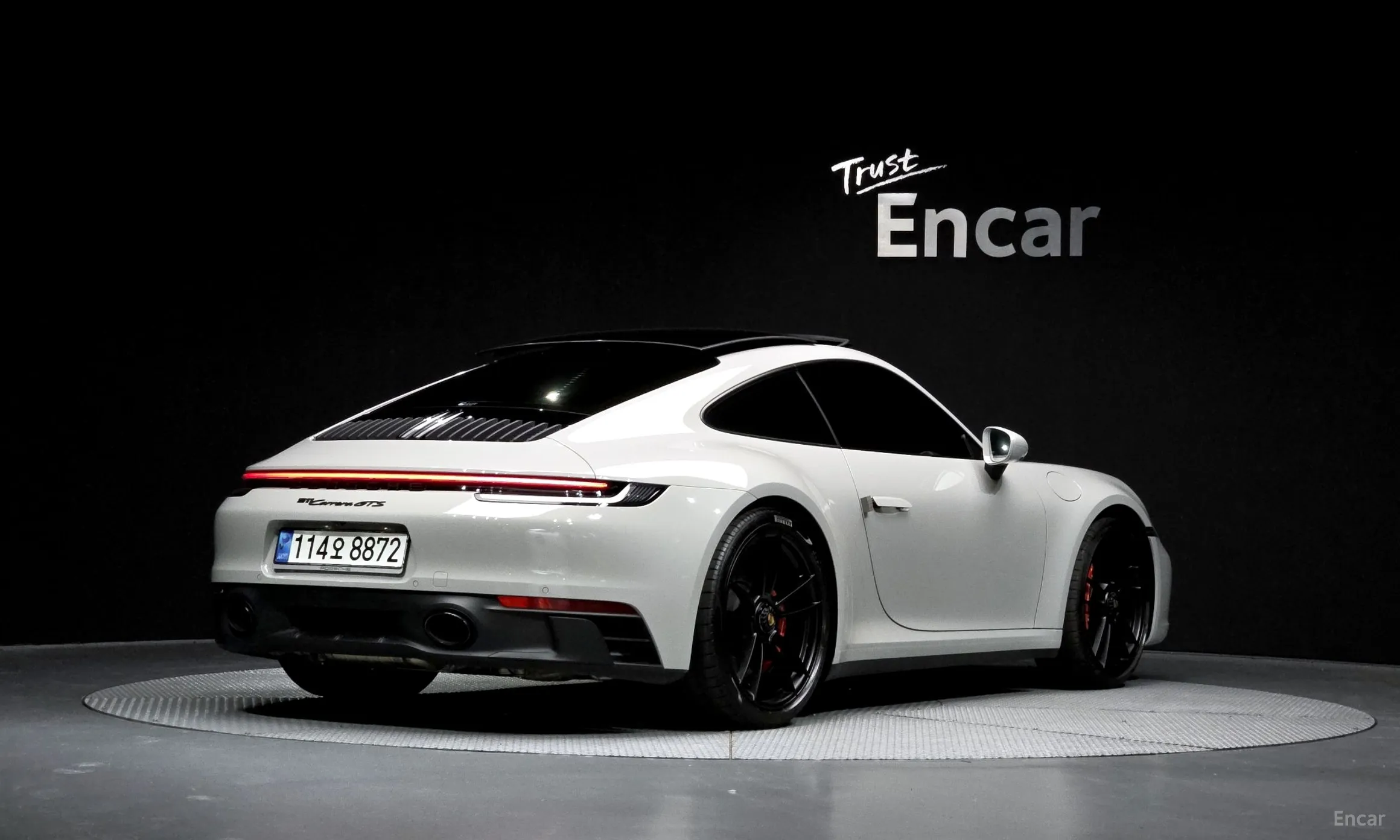 Porsche 911 (992)