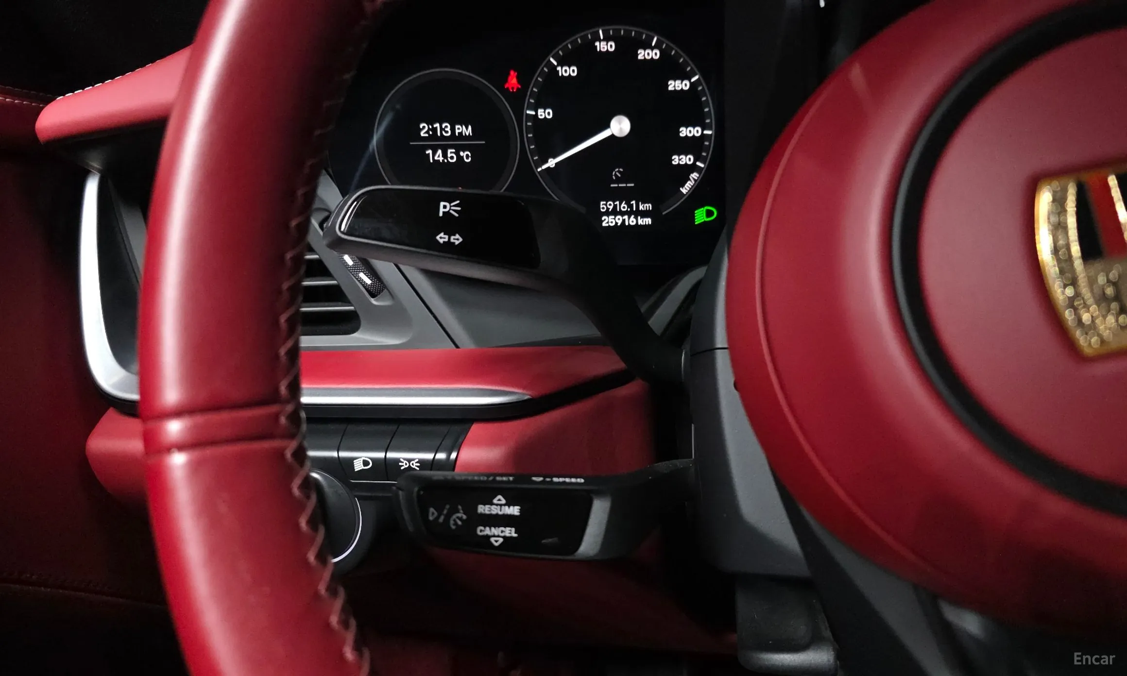 Porsche 911 (992) превью 17