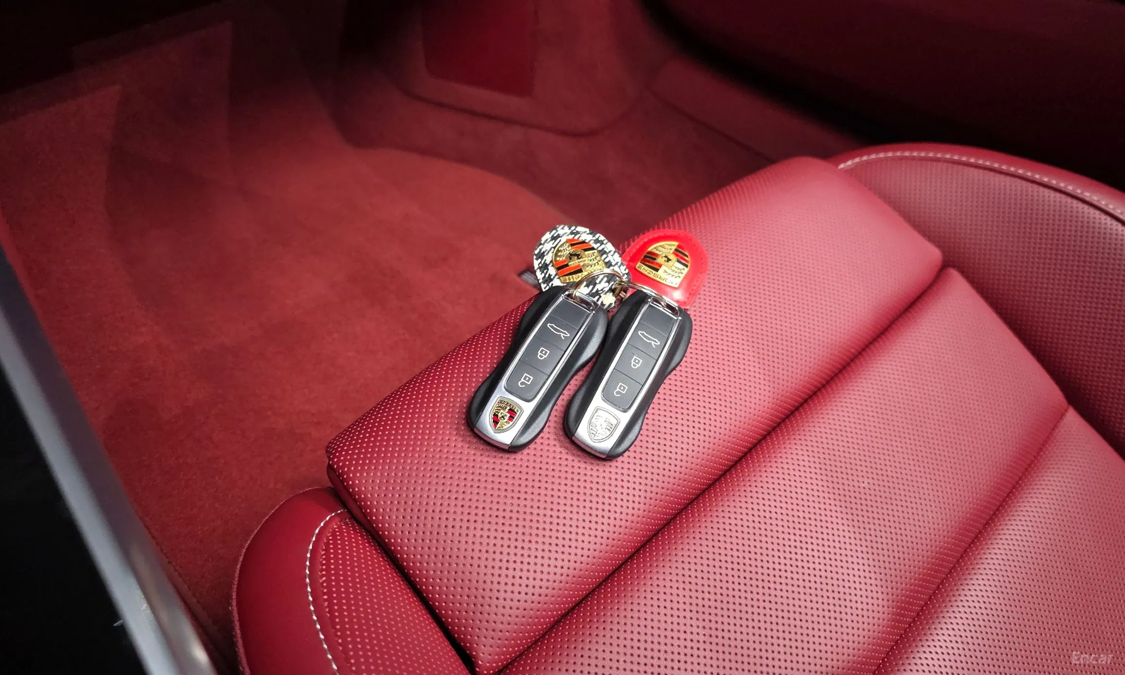 Porsche 911 (992) превью 18