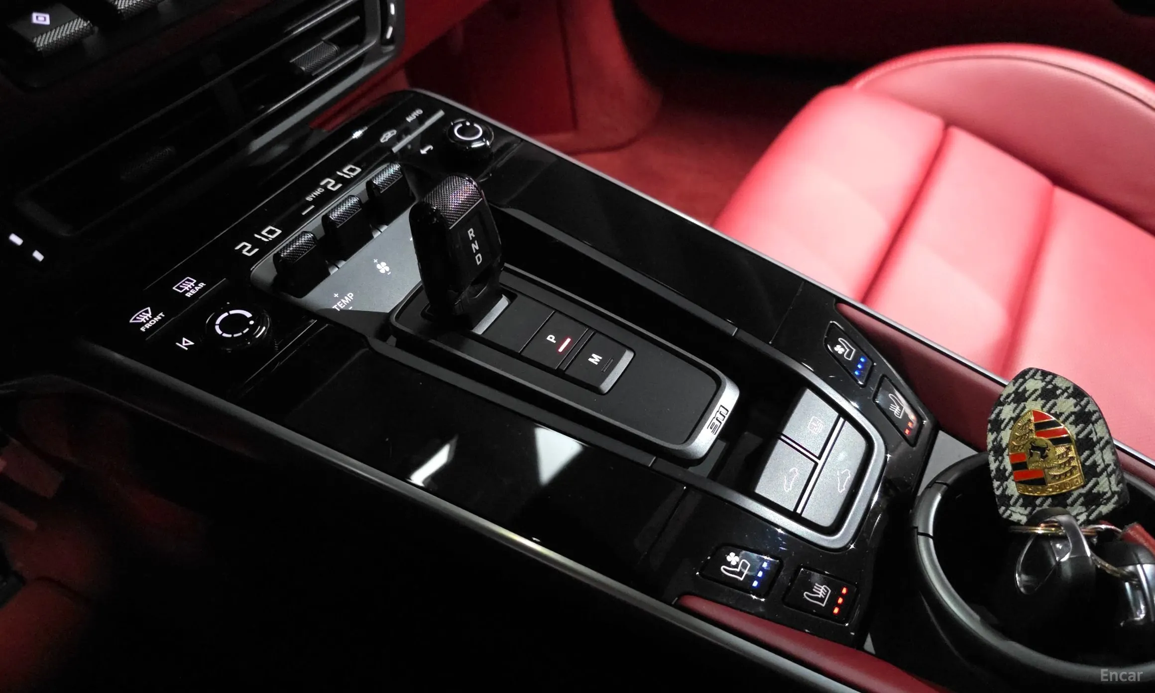 Porsche 911 (992) превью 9
