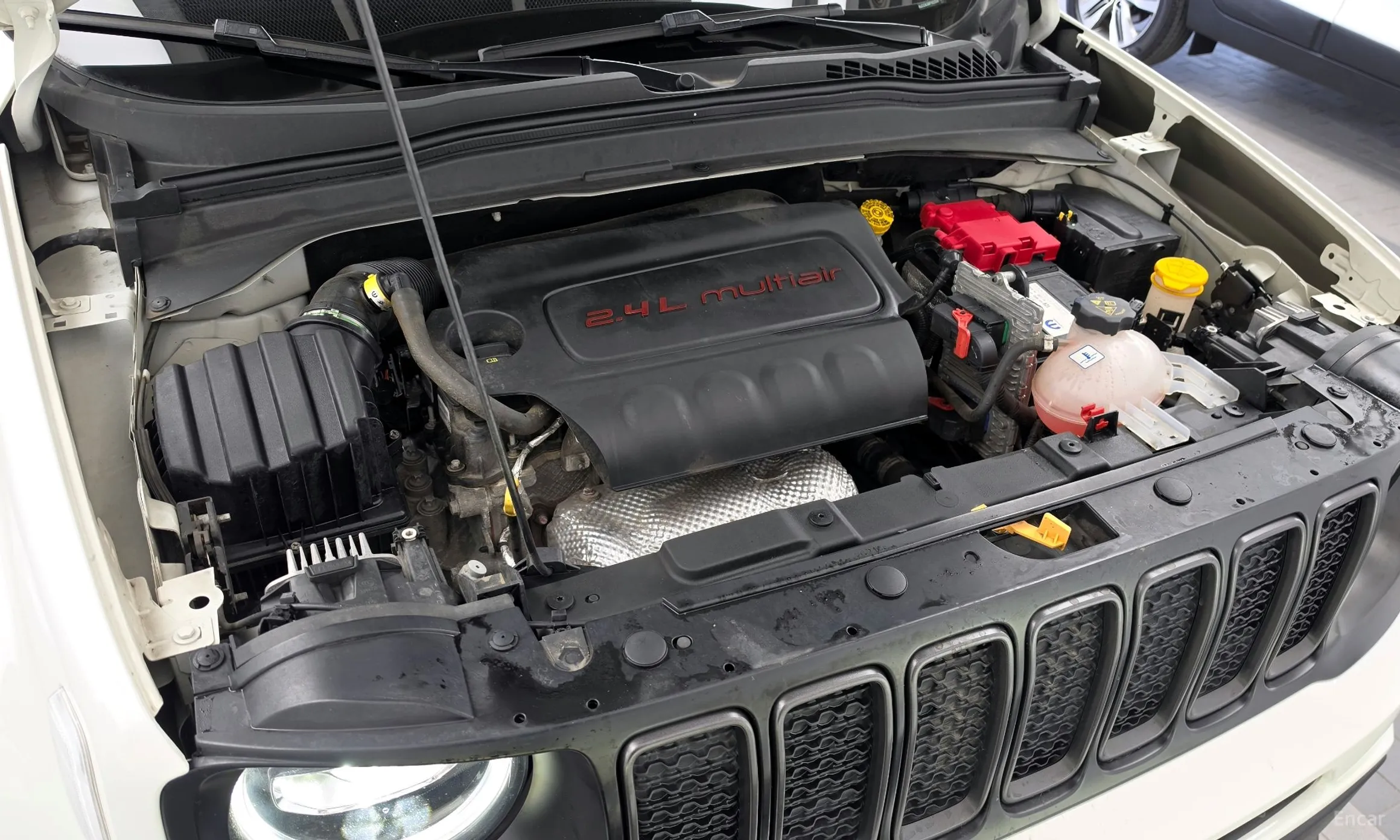 Jeep Renegade превью 6