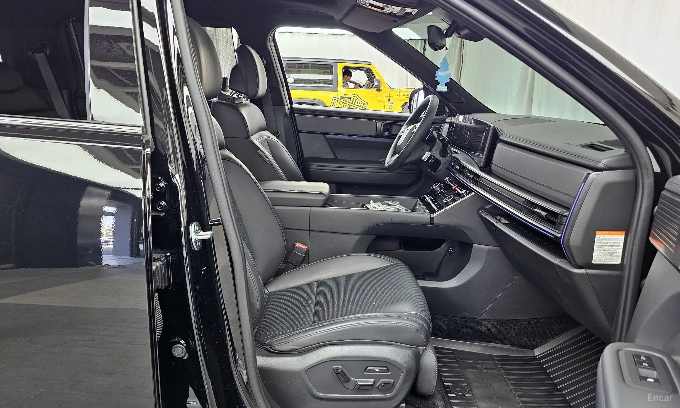 Hyundai Santa Fe (MX5) превью 11