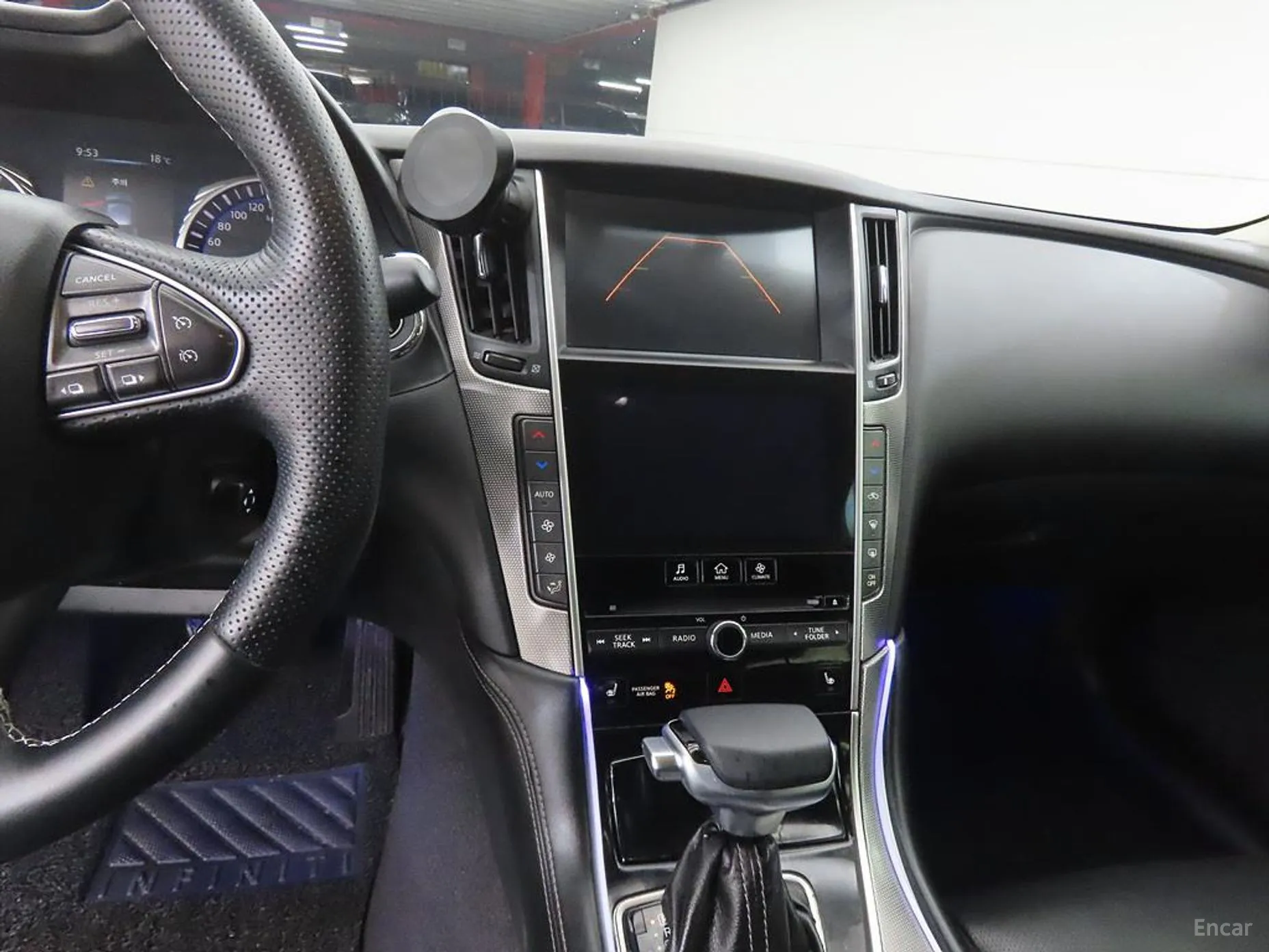 Infiniti Q50 превью 10