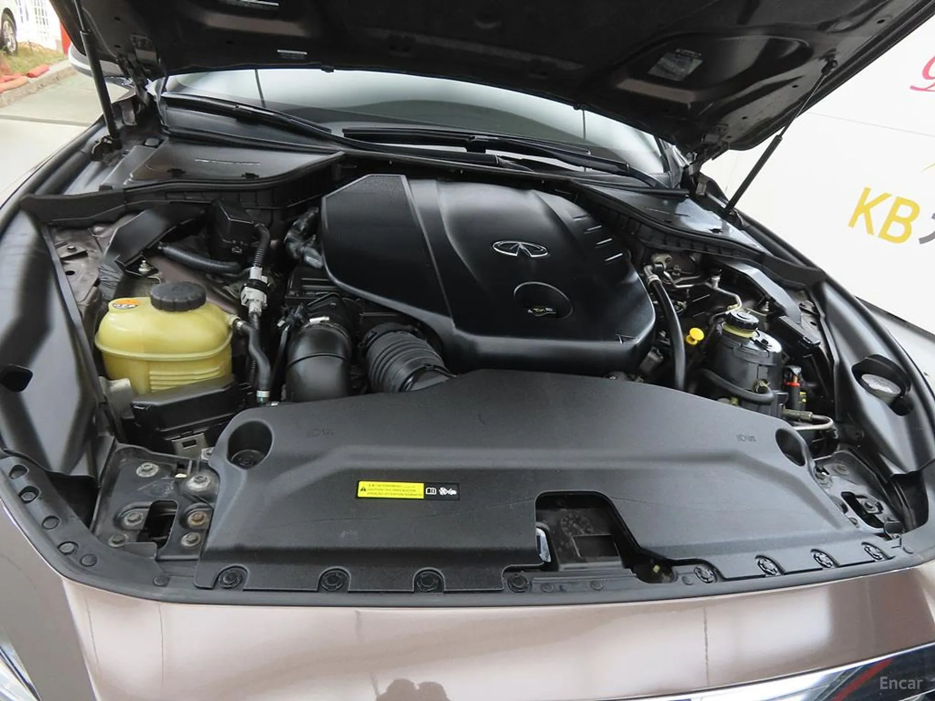 Infiniti Q50 превью 19
