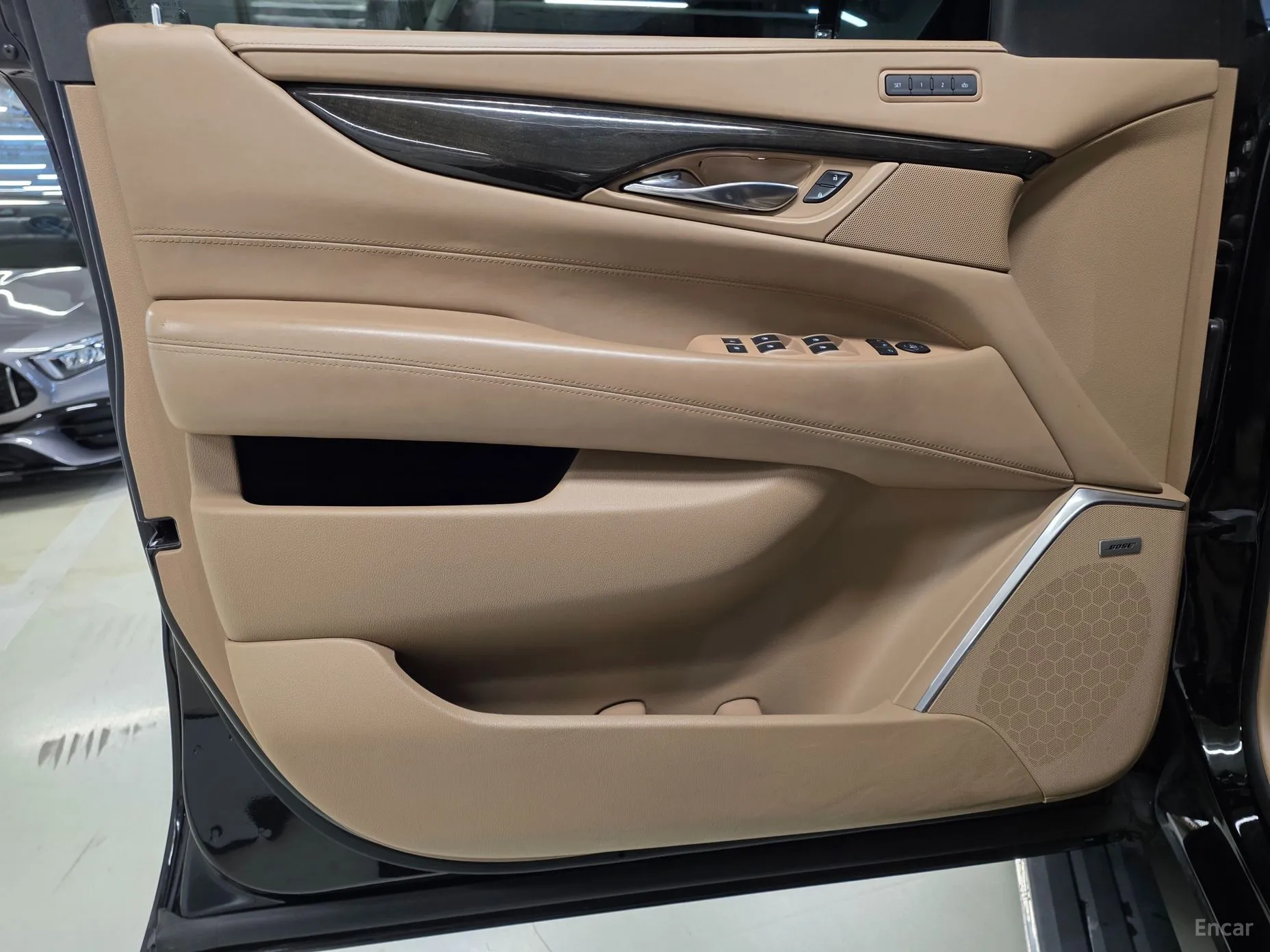 Cadillac Escalade превью 5