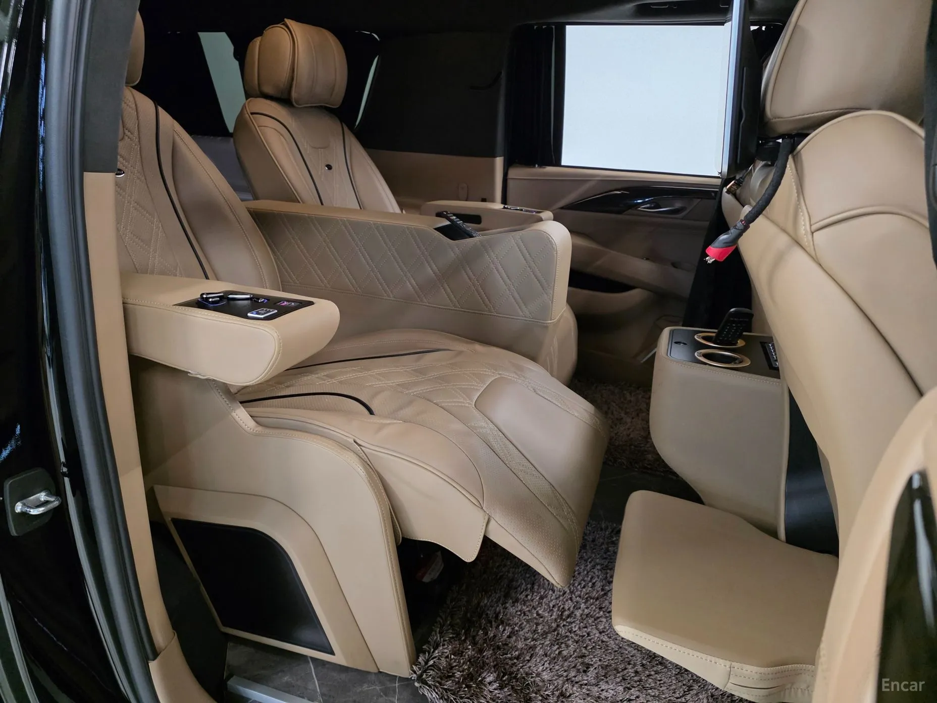 Cadillac Escalade превью 7