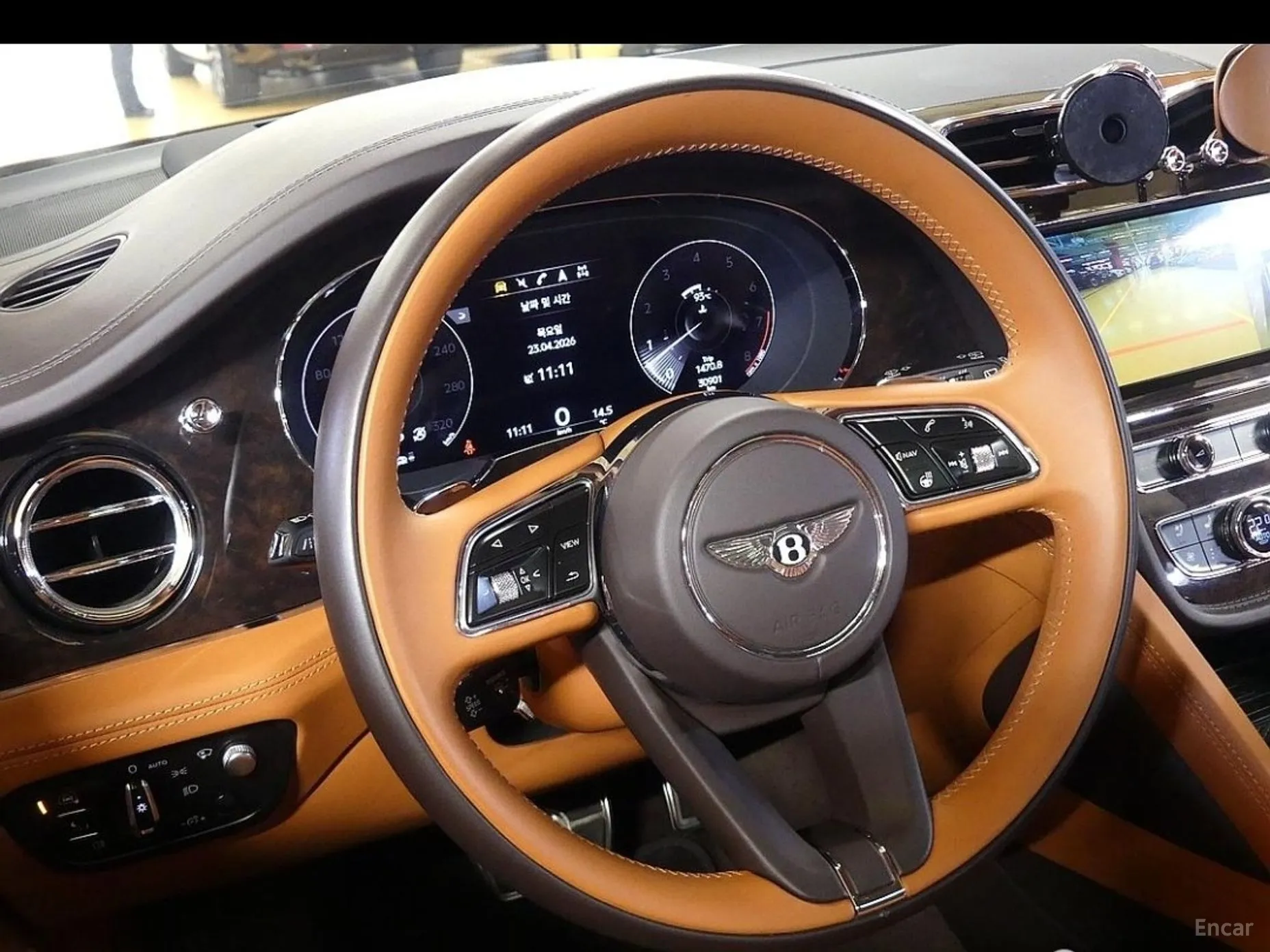 Bentley Bentayga превью 13