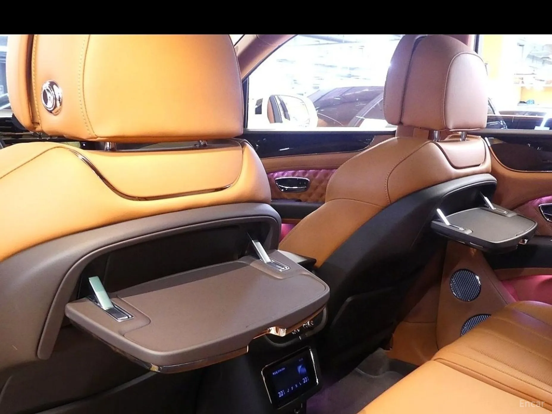 Bentley Bentayga превью 15