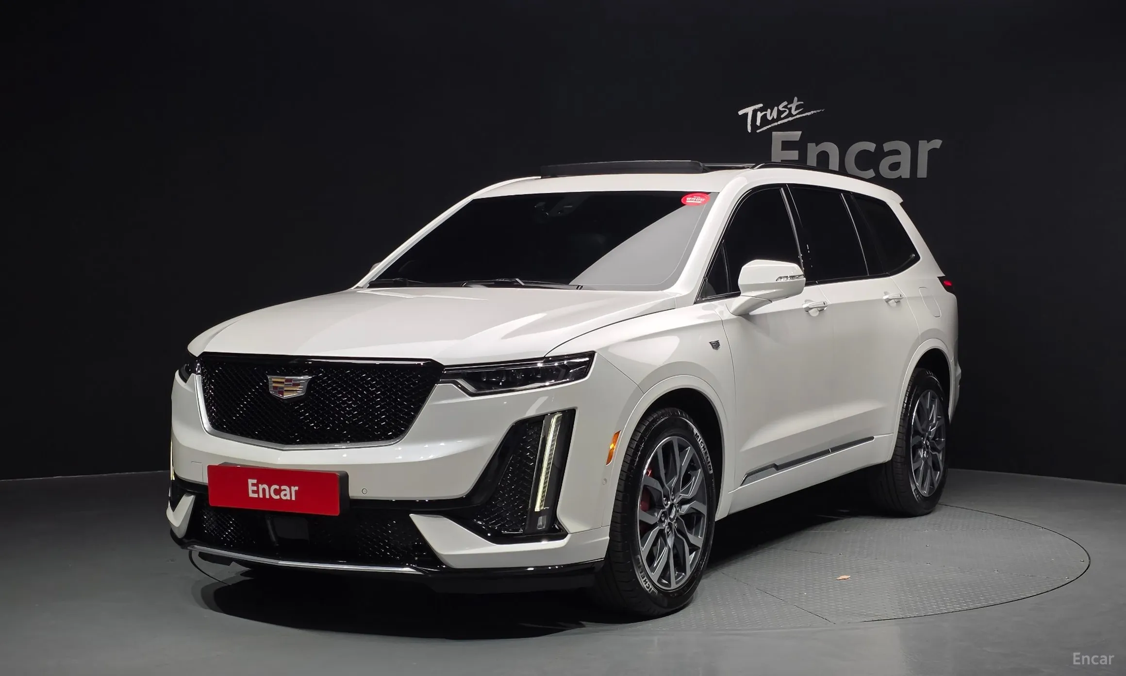 XT6