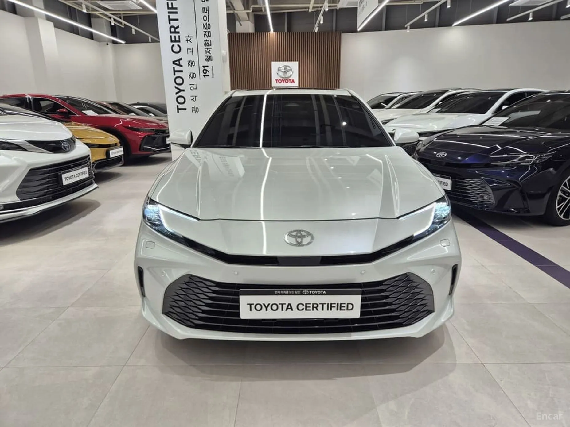 Toyota Camry (XV80) превью 3