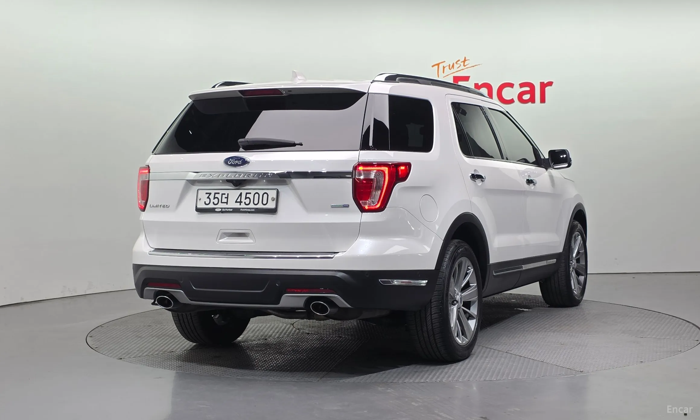 Ford Explorer превью 2