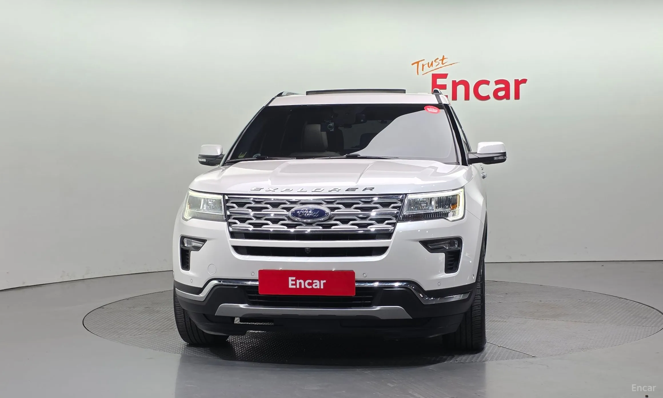 Ford Explorer превью 3