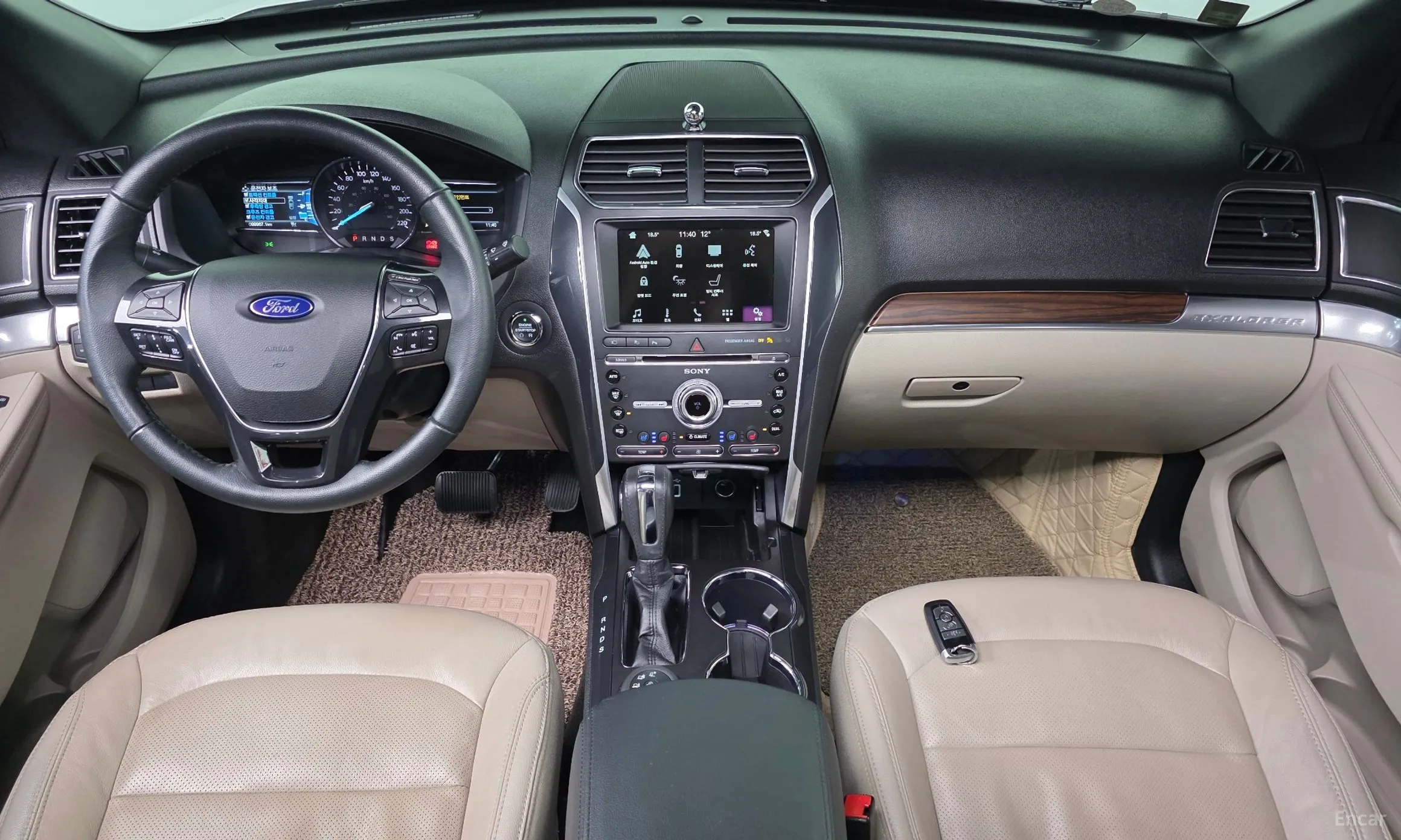 Ford Explorer превью 7