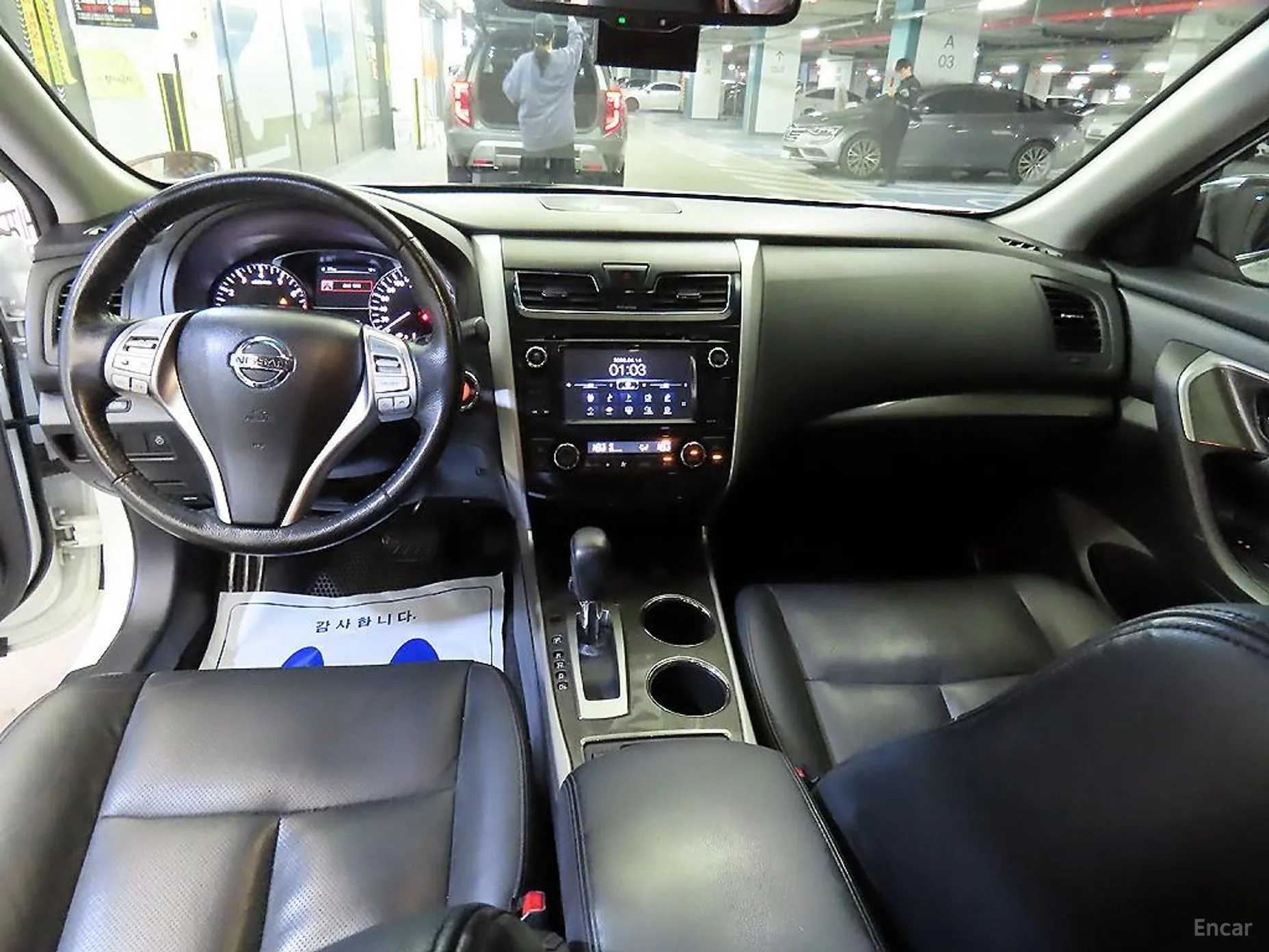 Nissan Altima превью 10