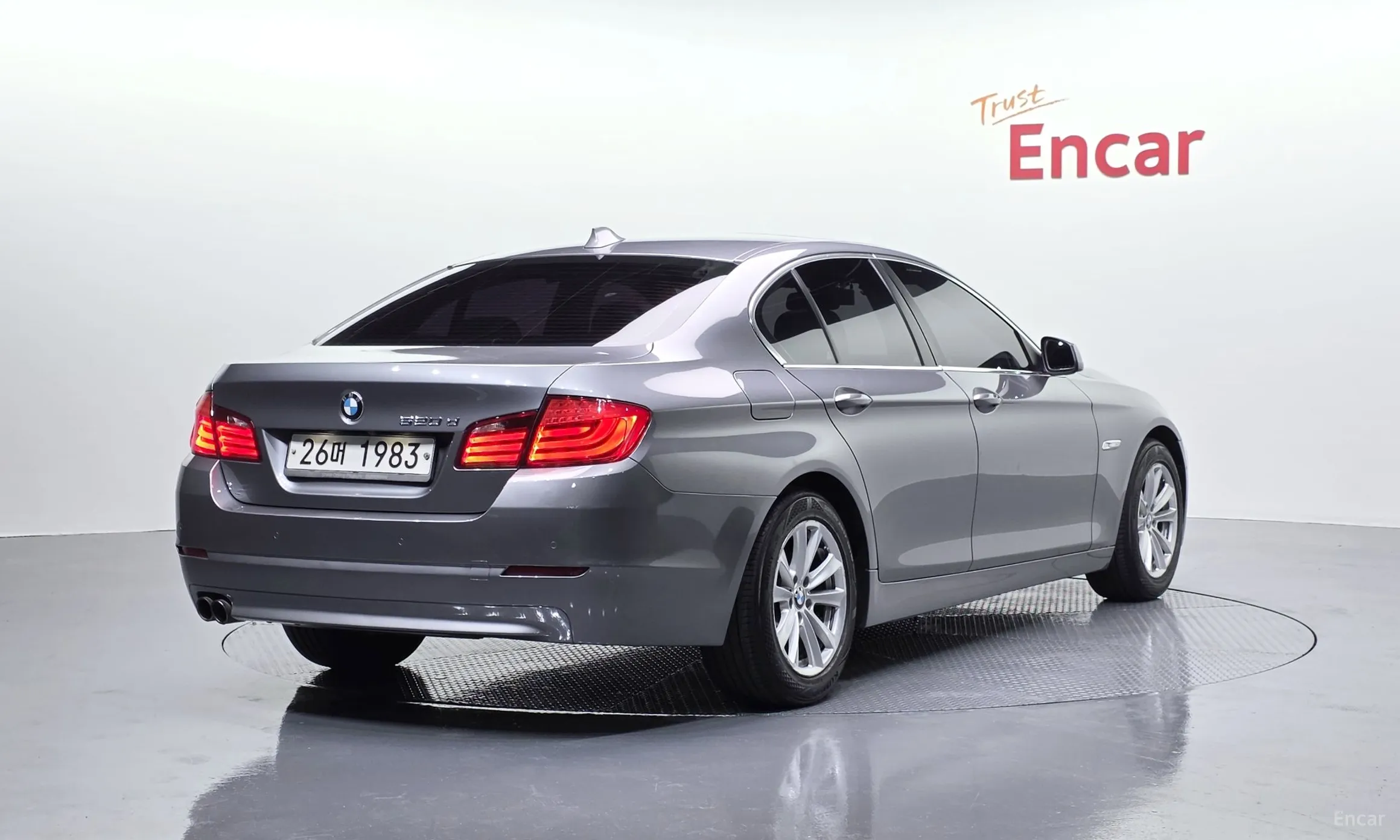 BMW 5 Series (F10) превью 2