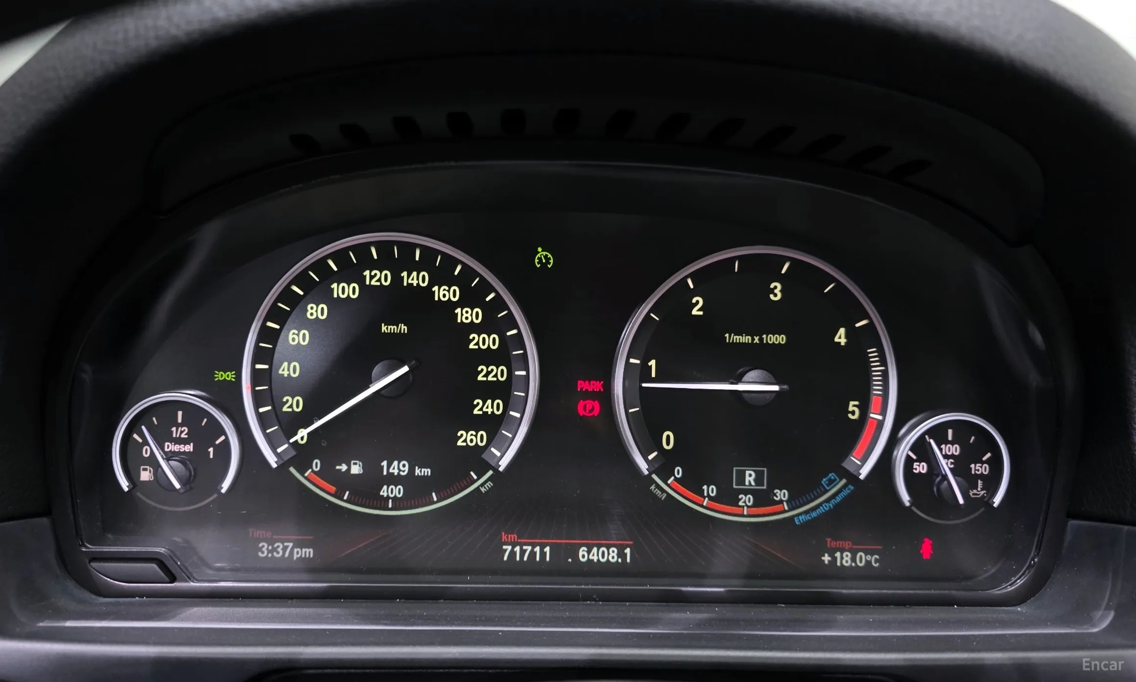 BMW 5 Series (F10) превью 8