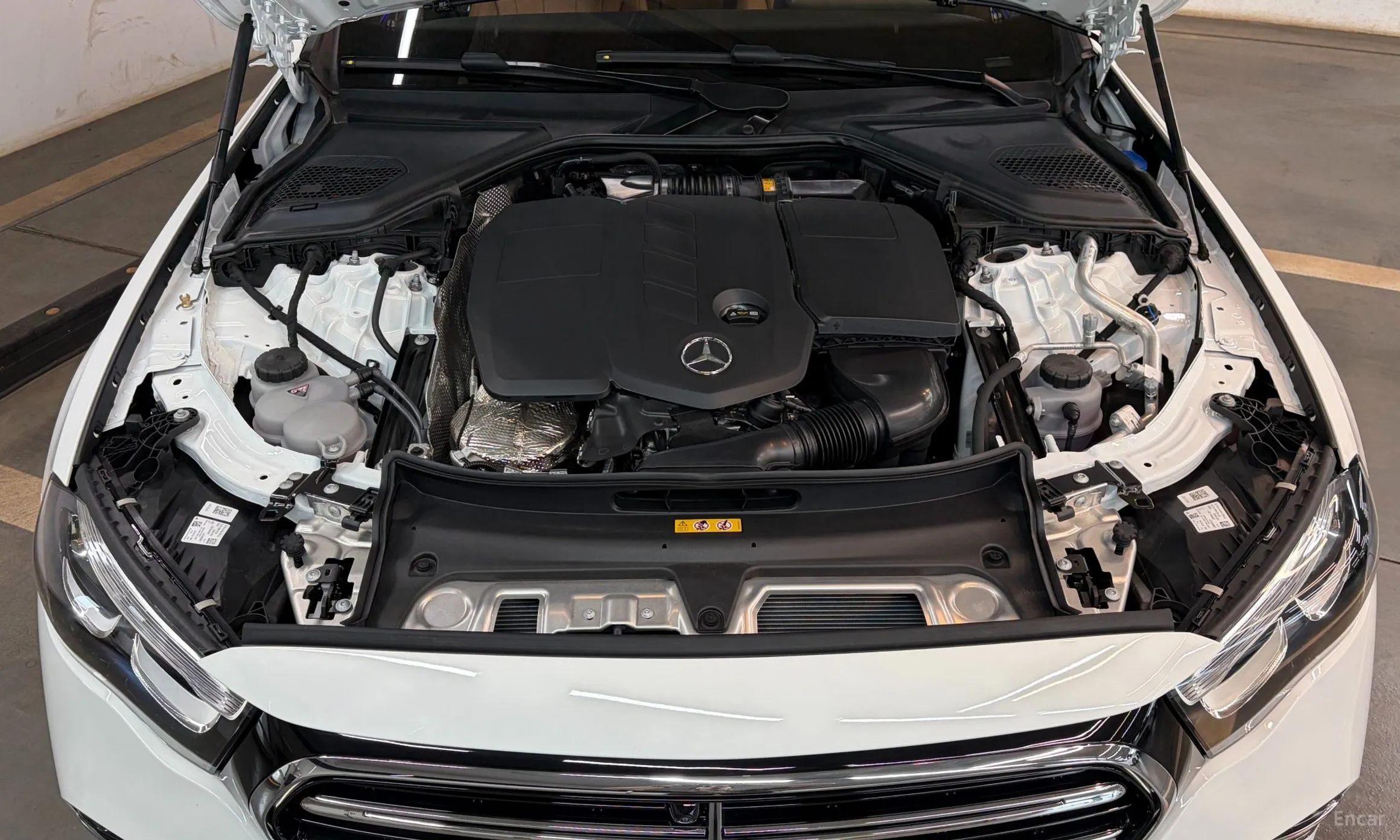 Mercedes Benz E-Class W214 превью 6