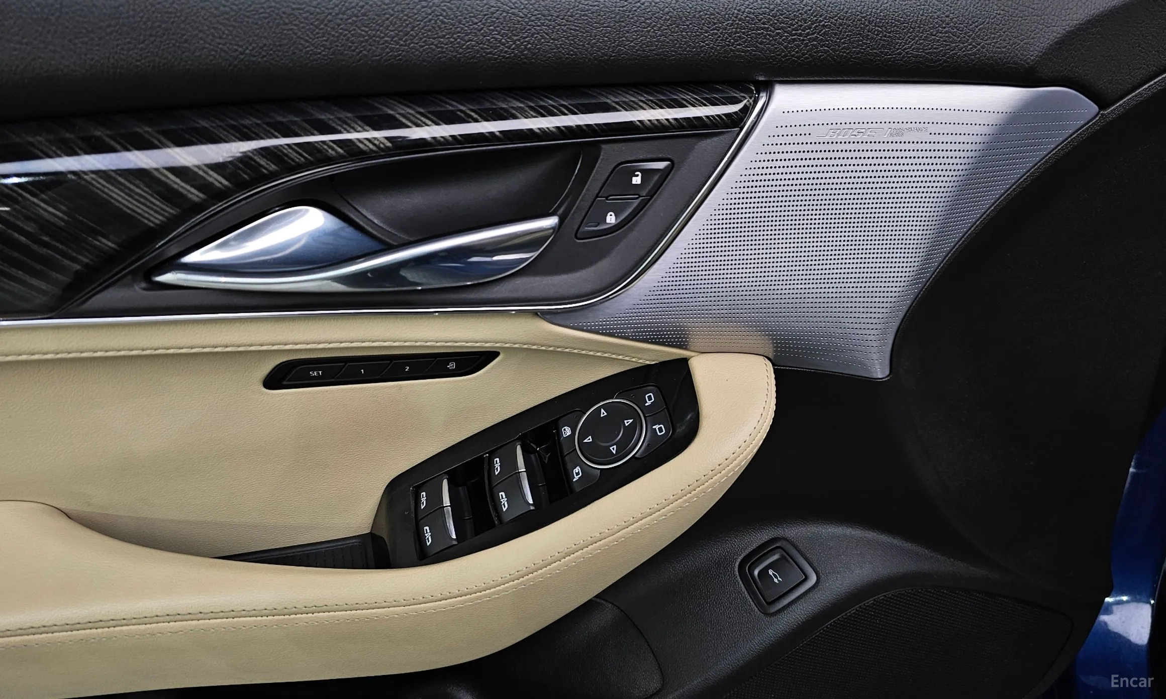 Cadillac CT5 превью 18