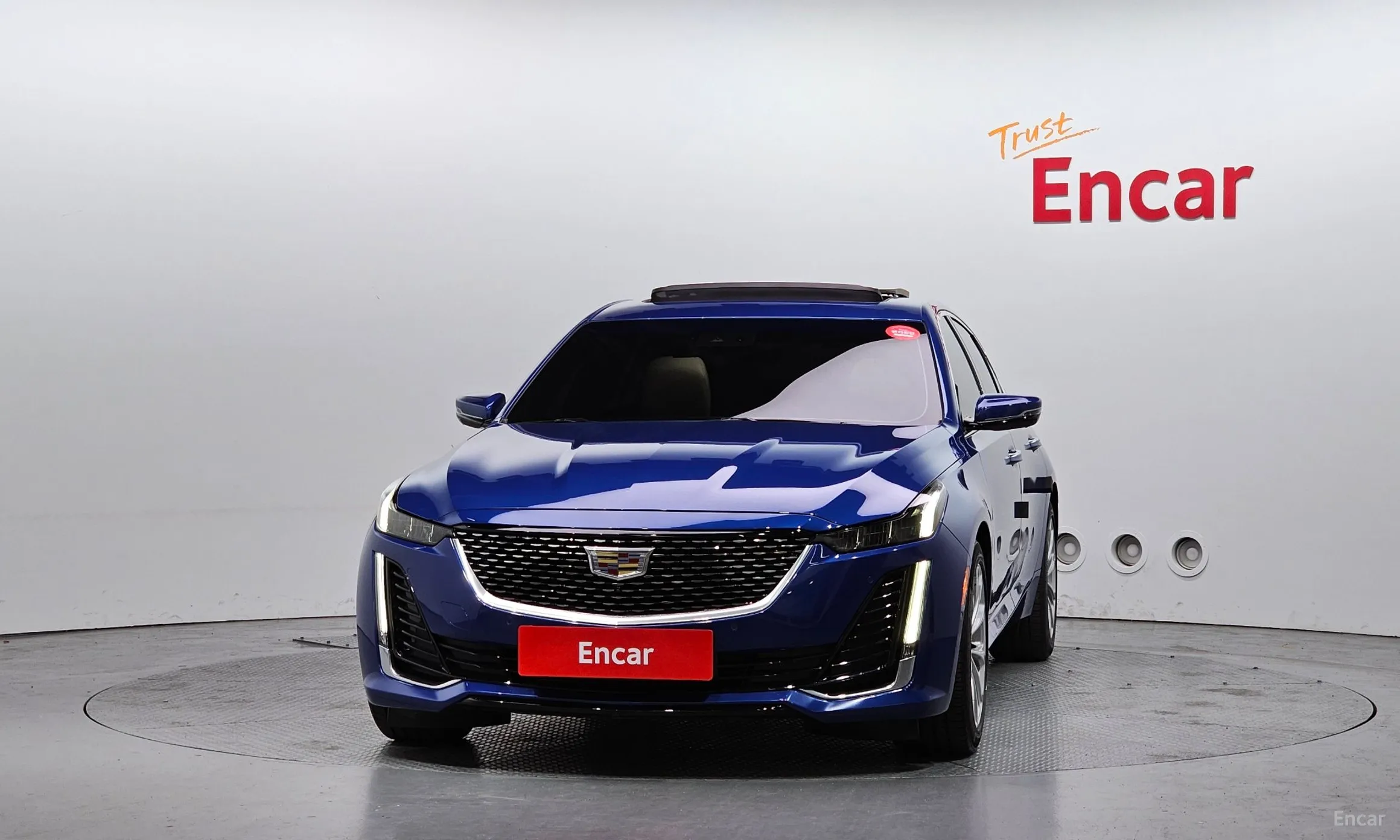 Cadillac CT5 превью 3