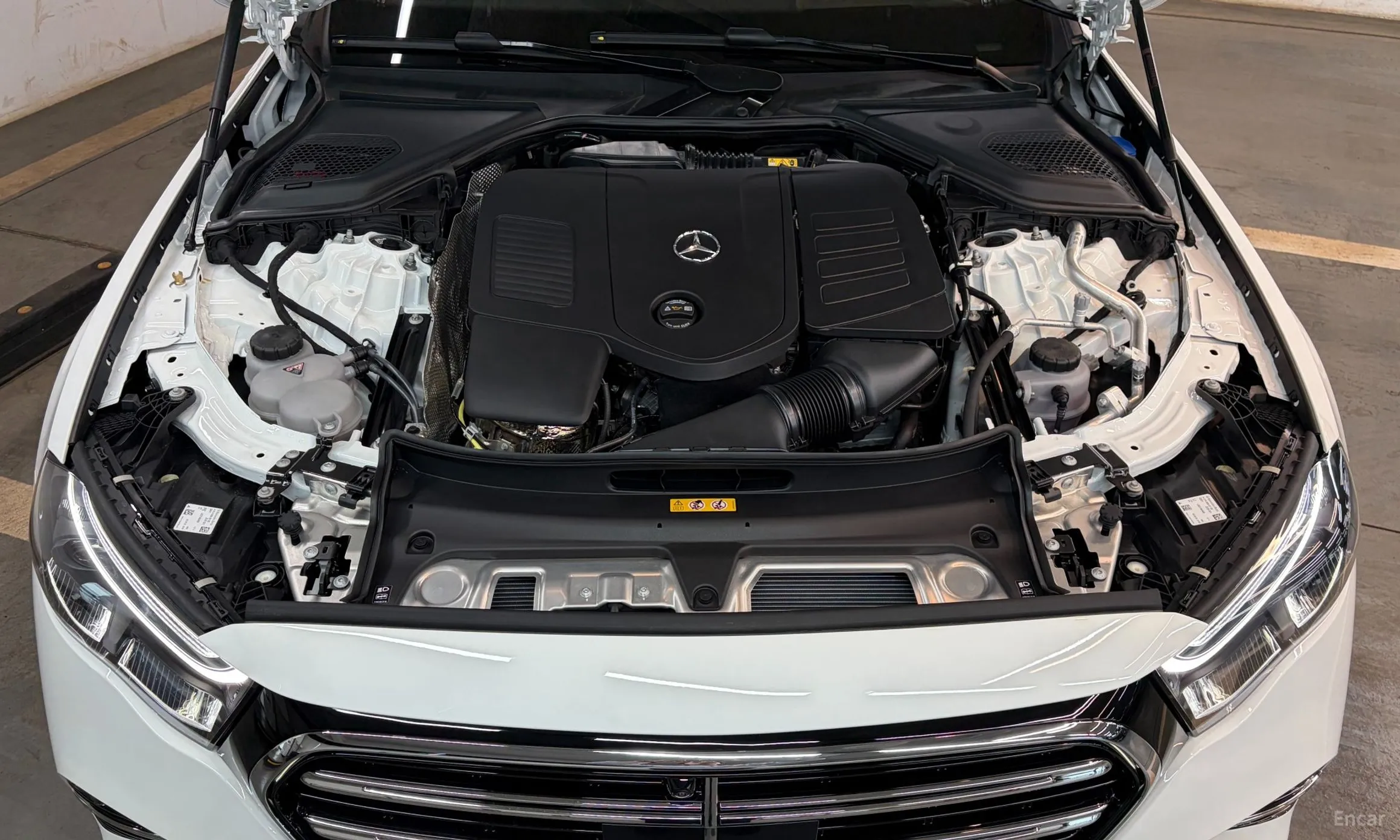 Mercedes Benz E-Class W214 превью 6