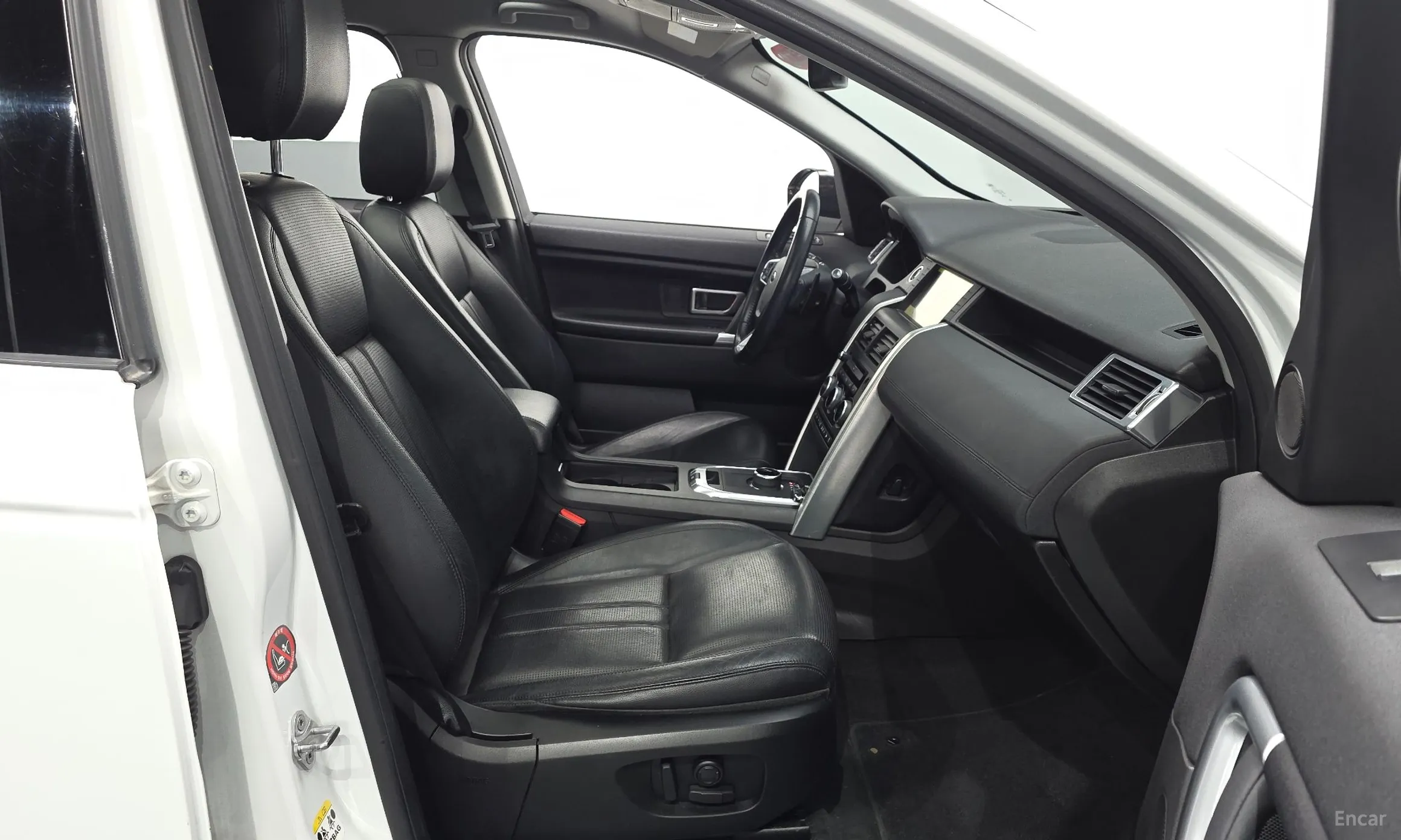 Land Rover Discovery Sports превью 10