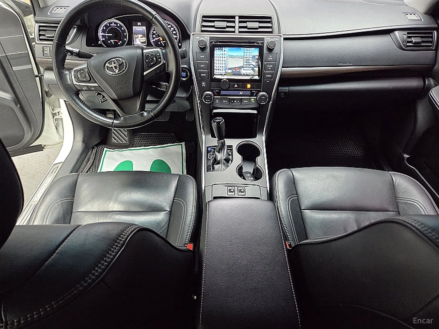 Toyota New Camry превью 10