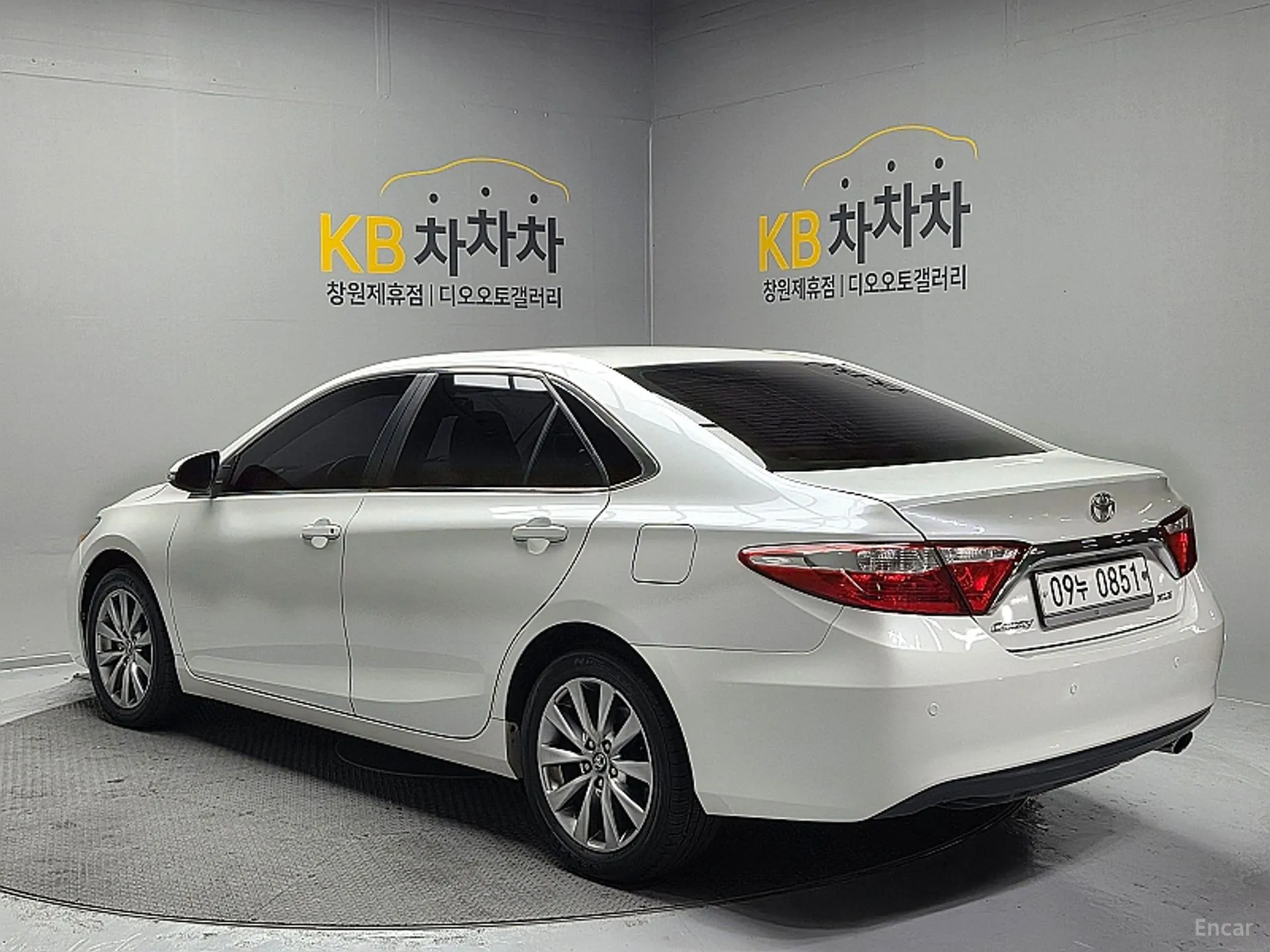 Toyota New Camry превью 7