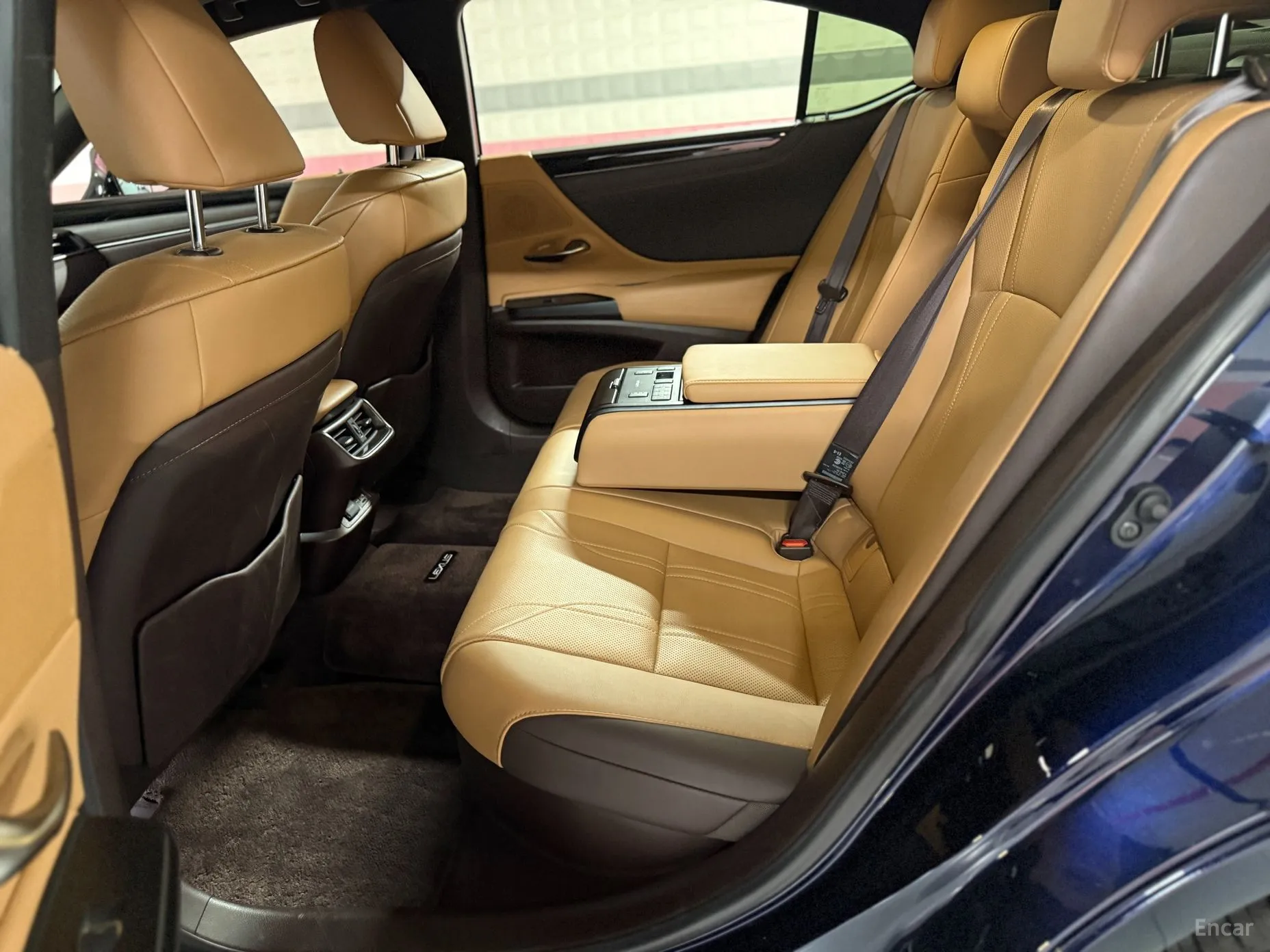 Lexus ES300h 7th Generation превью 10