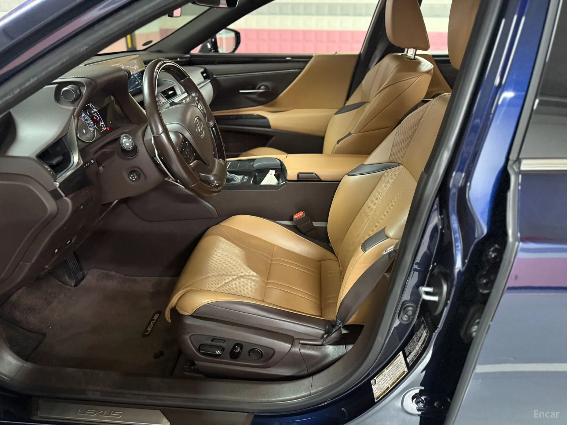 Lexus ES300h 7th Generation превью 9