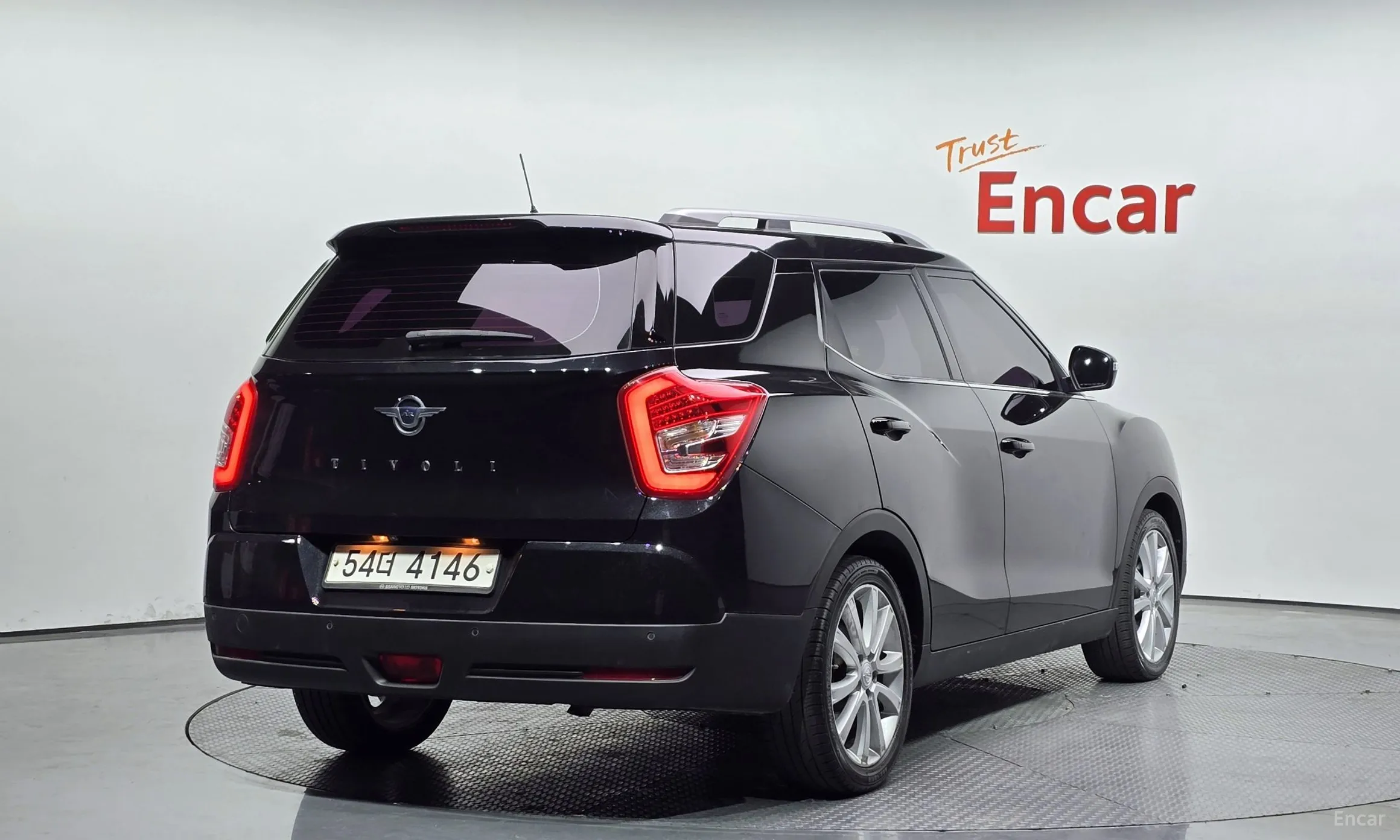 KG Mobility (SsangYong) Tivoli Air превью 2