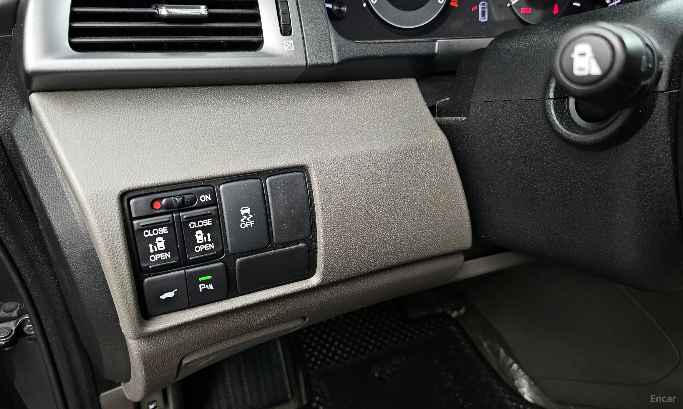 Honda Odyssey превью 14