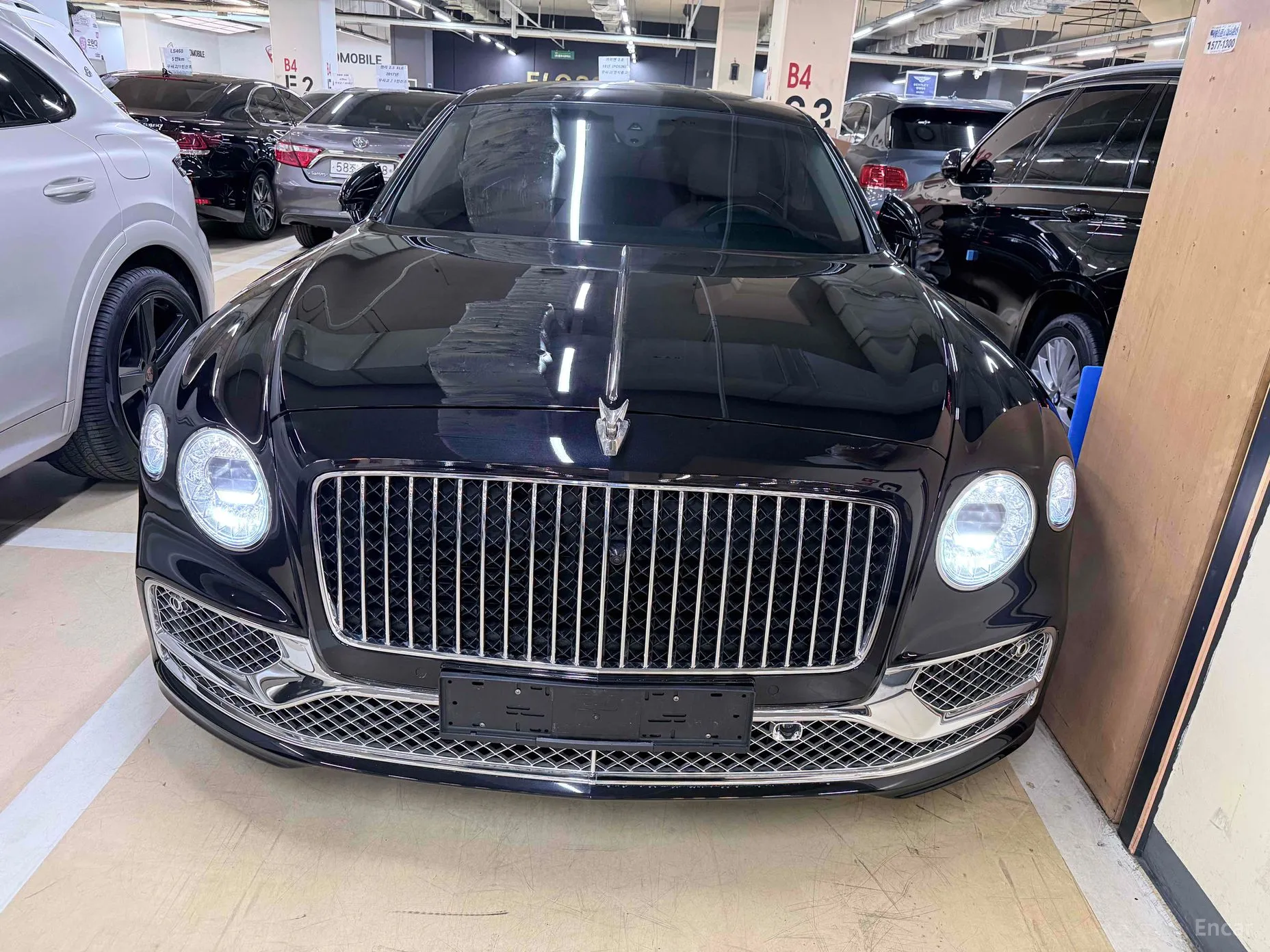 Bentley Flying Spur 3rd Generation превью 3