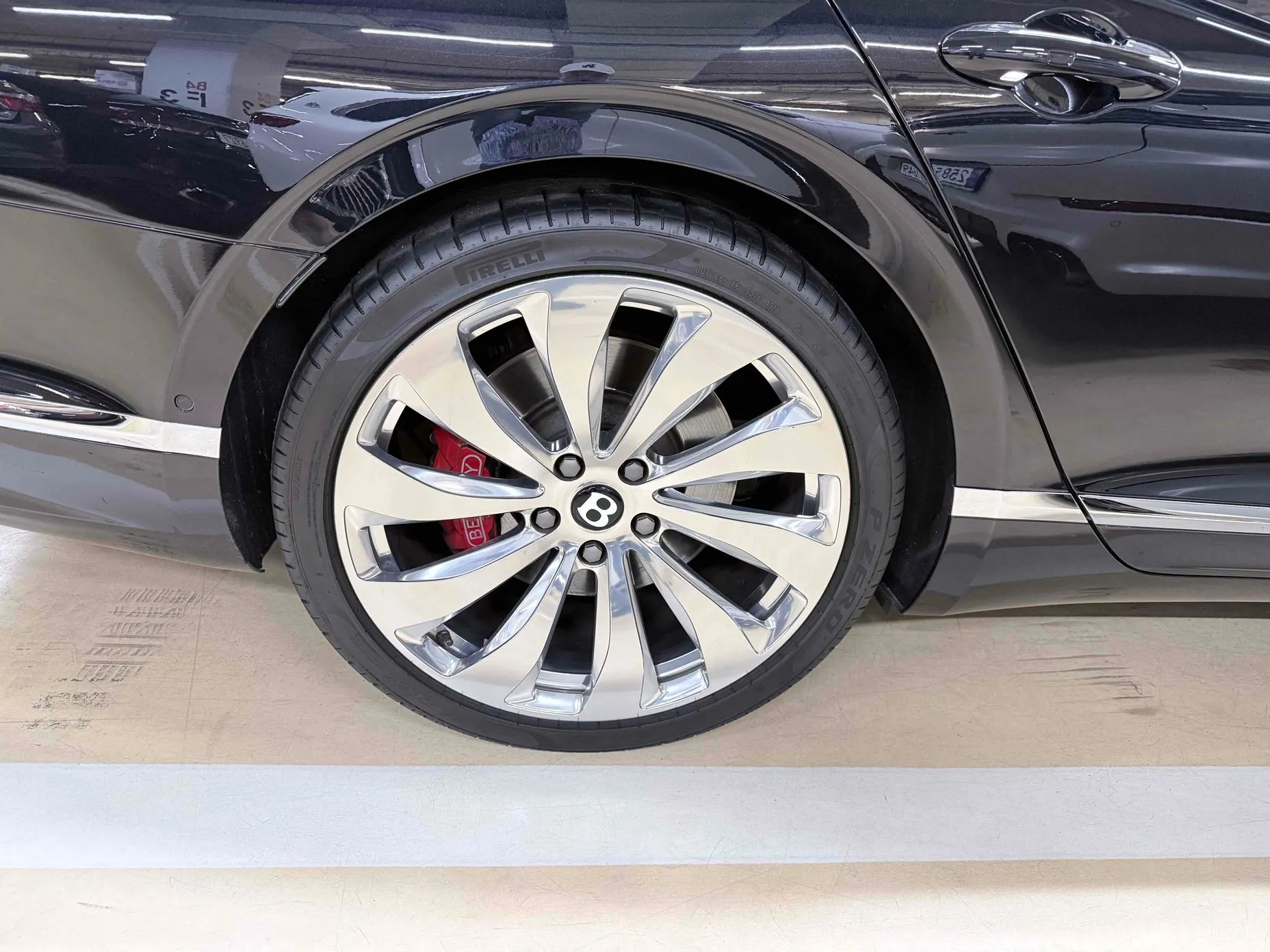 Bentley Flying Spur 3rd Generation превью 5