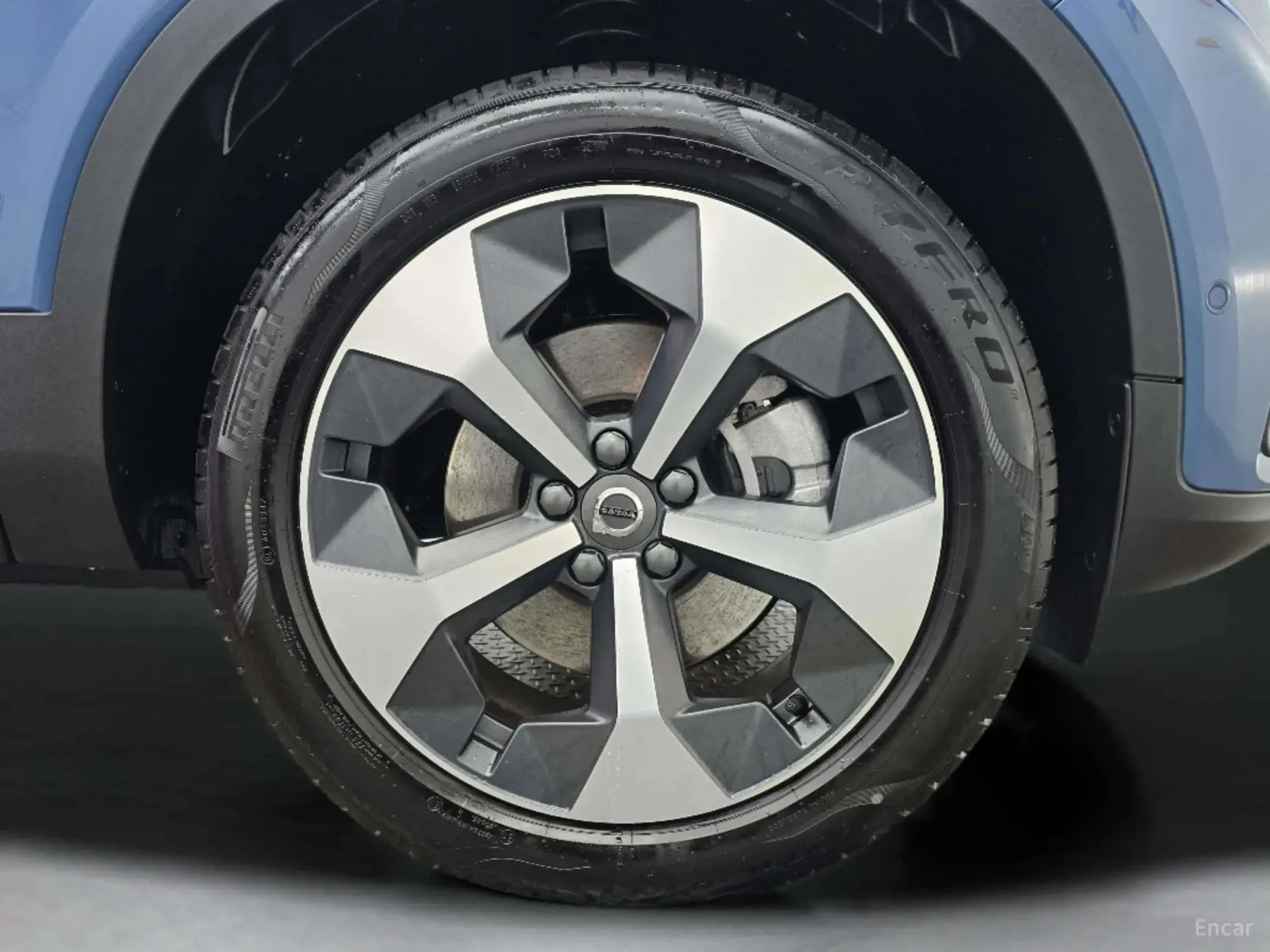 Volvo XC40 превью 5