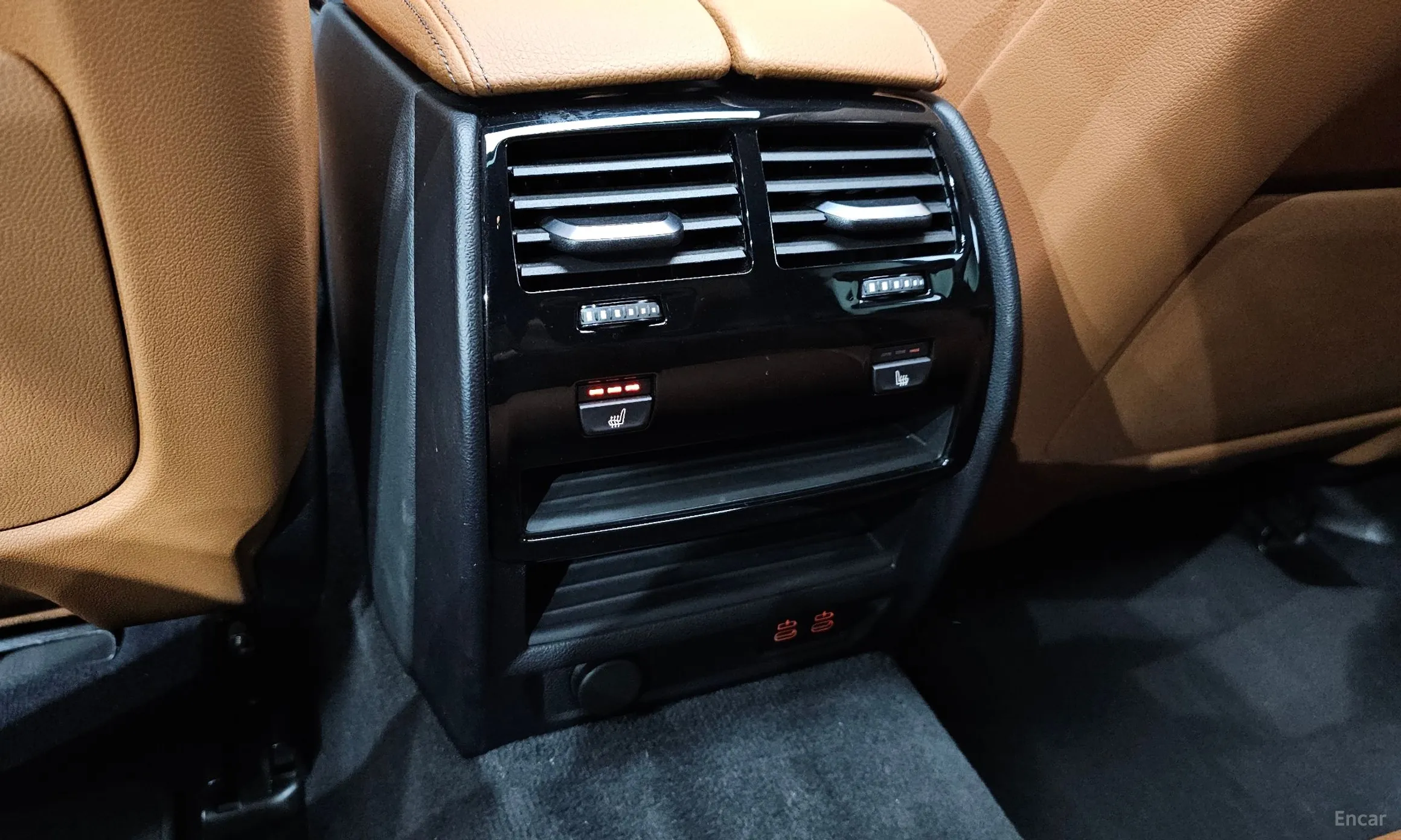 BMW 5 Series (G30) превью 20