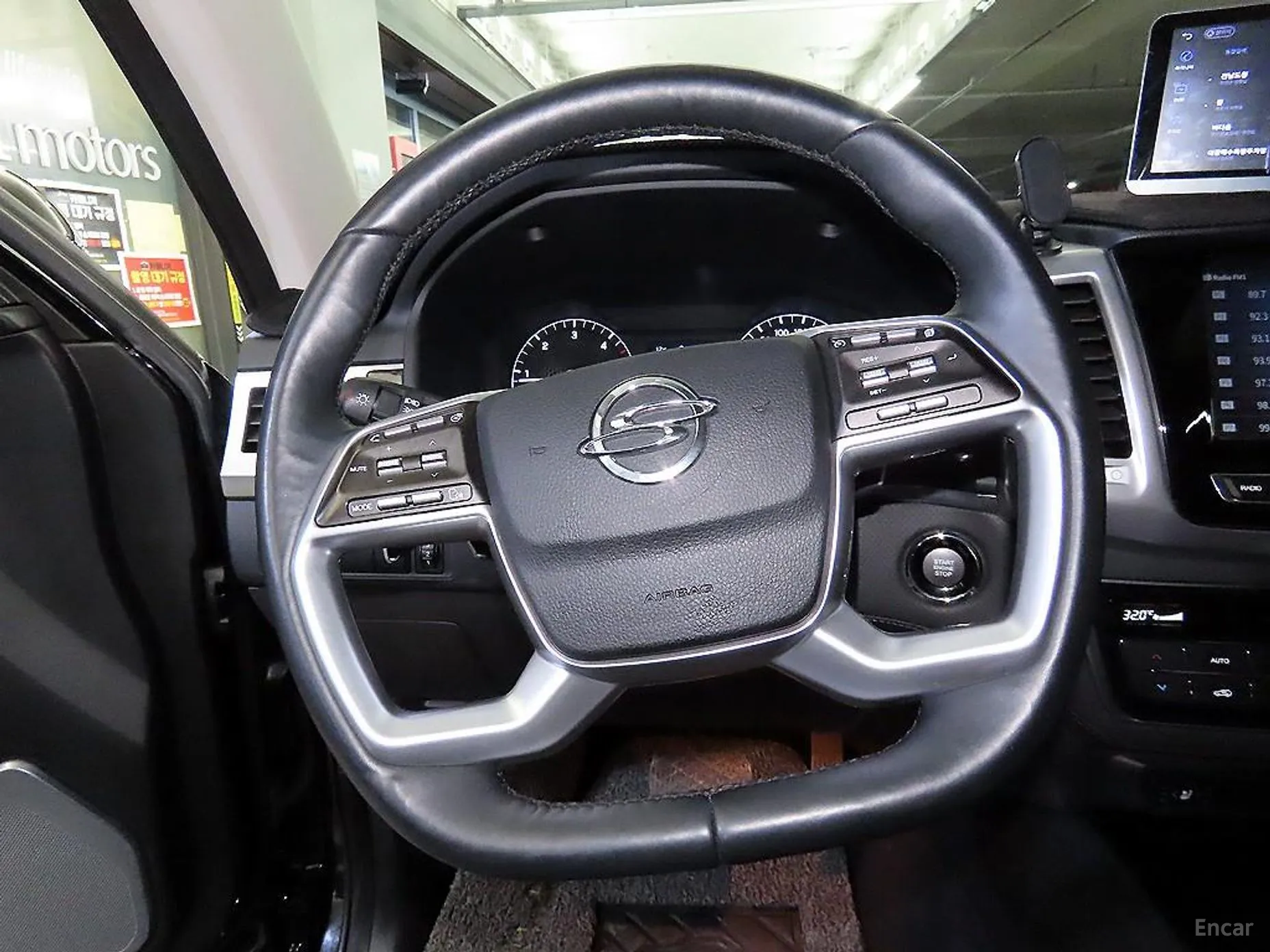 KG Mobility (SsangYong) Rexton превью 8