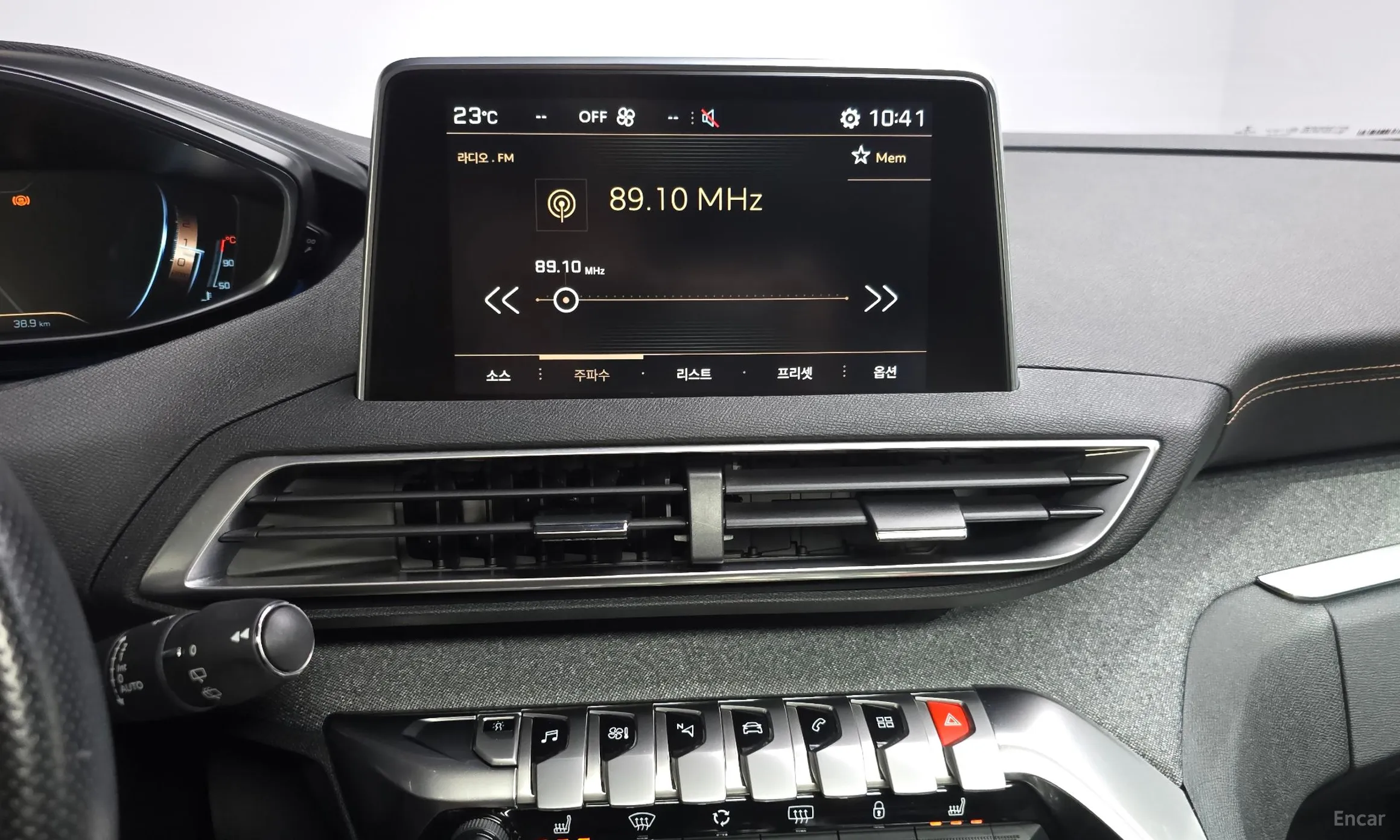 Peugeot 5008 2nd generation превью 14