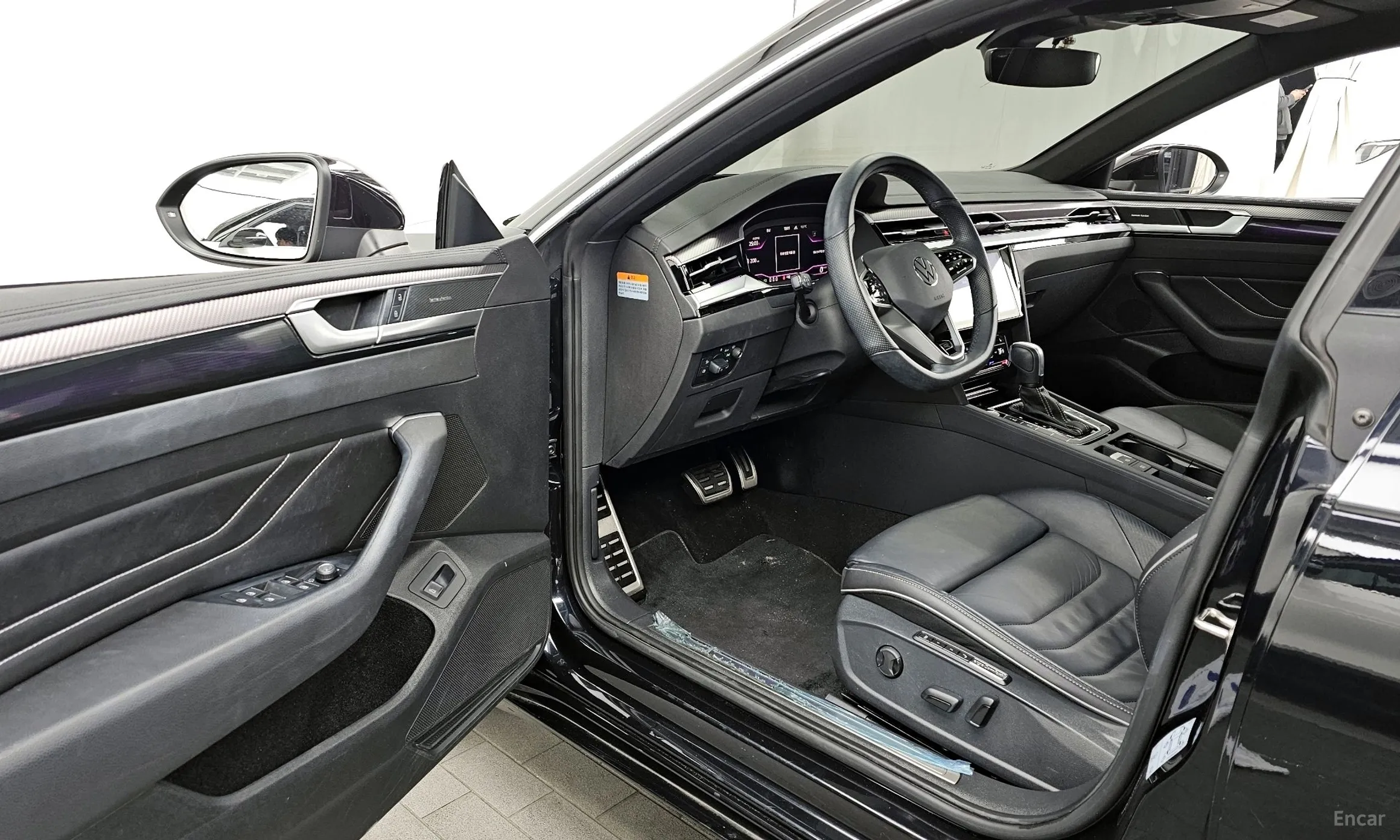Volkswagen Ateon превью 10