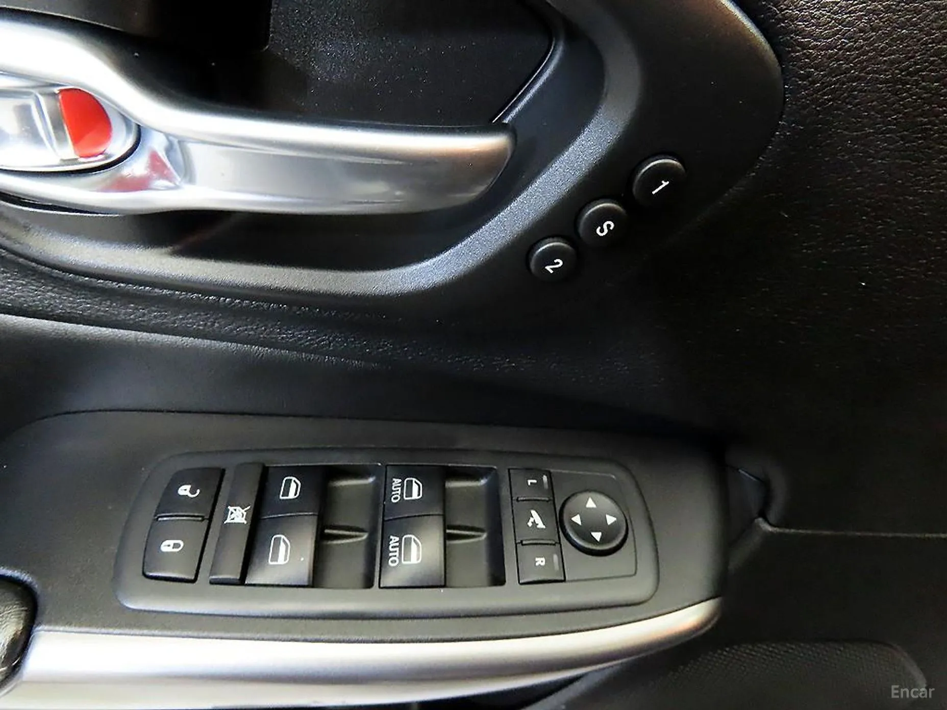 Jeep Cherokee (KL) превью 13