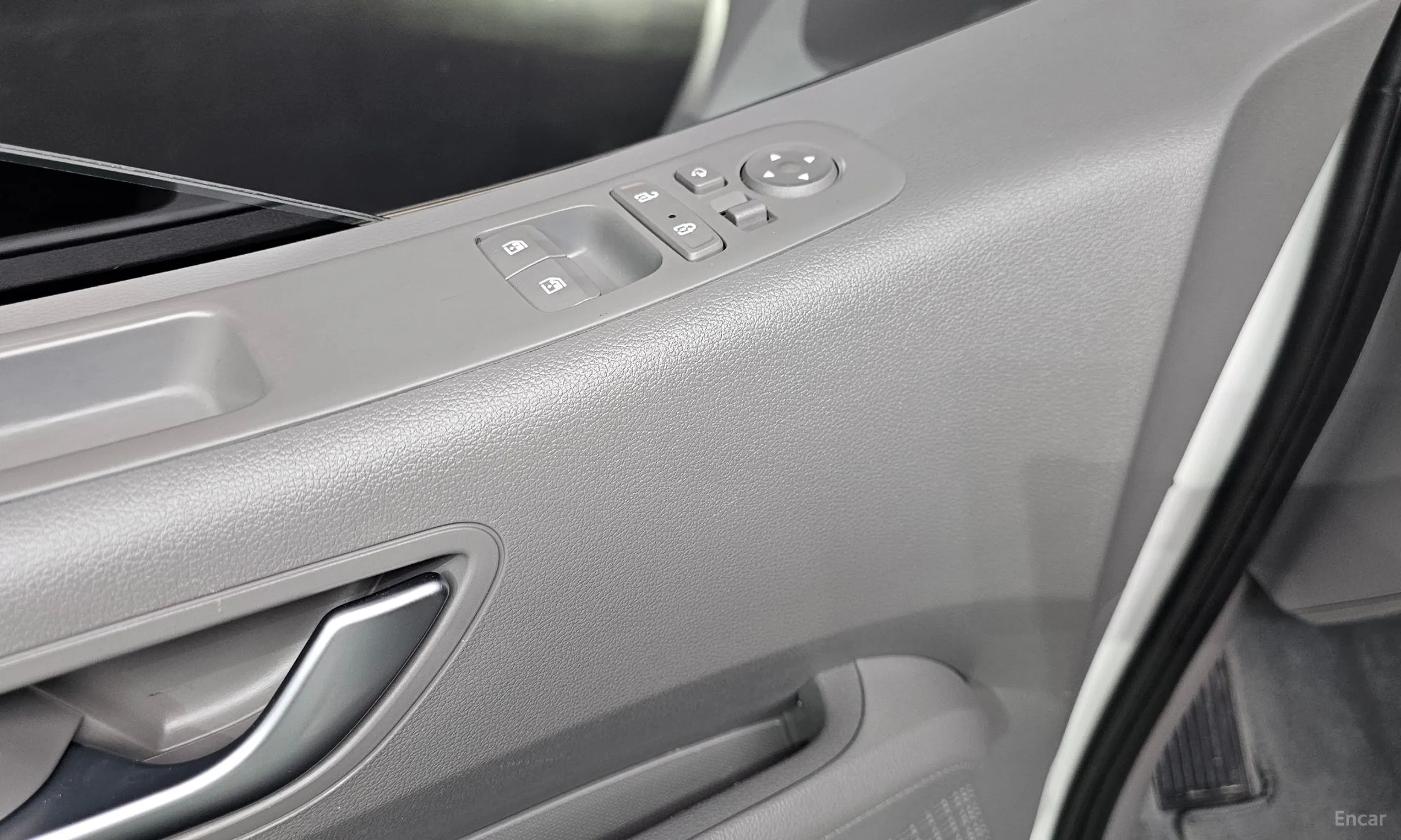 Hyundai Staria превью 17
