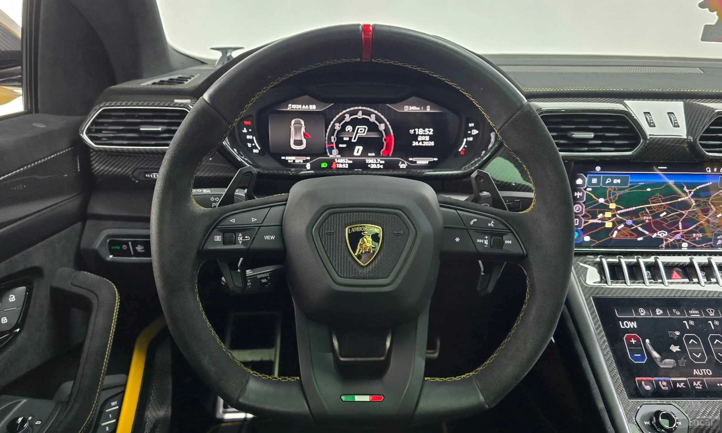 Lamborghini Urus превью 12