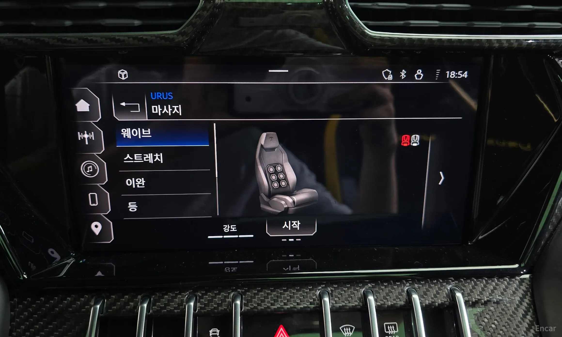 Lamborghini Urus превью 16