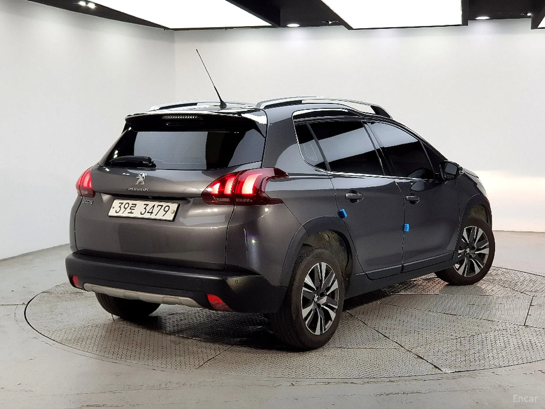Peugeot 2008. превью 4