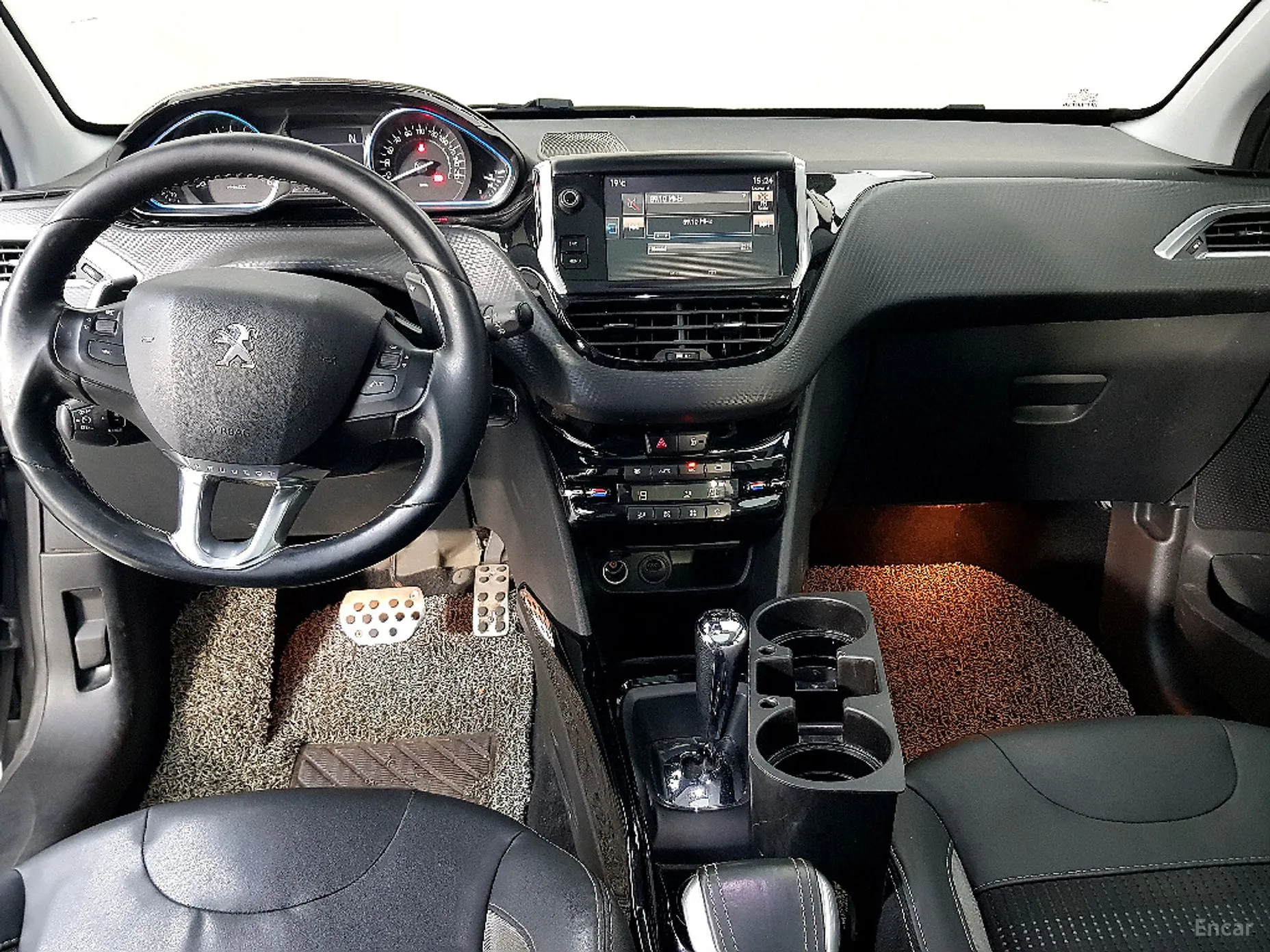 Peugeot 2008. превью 5