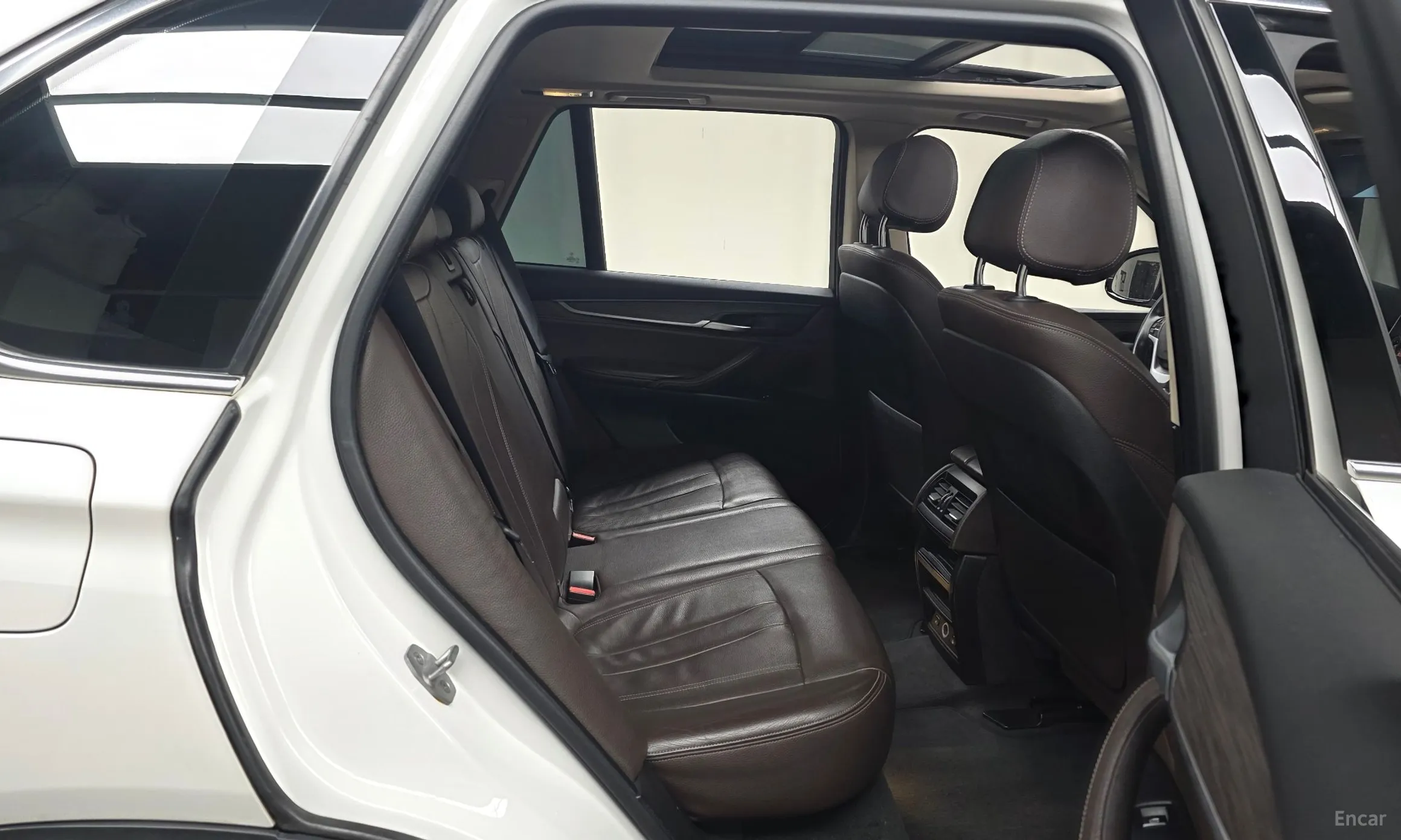 BMW X5 (F15) превью 11